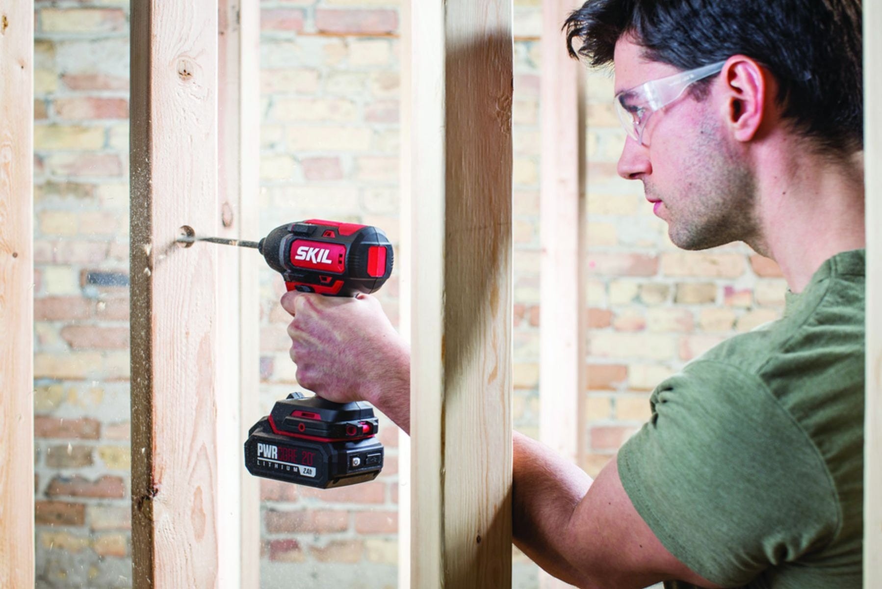 SKIL ID573902 PWR CORE 20 Brushless 20V 1/4 In. Hex Impact Driver Kit with Auto PWR JUMP Charger