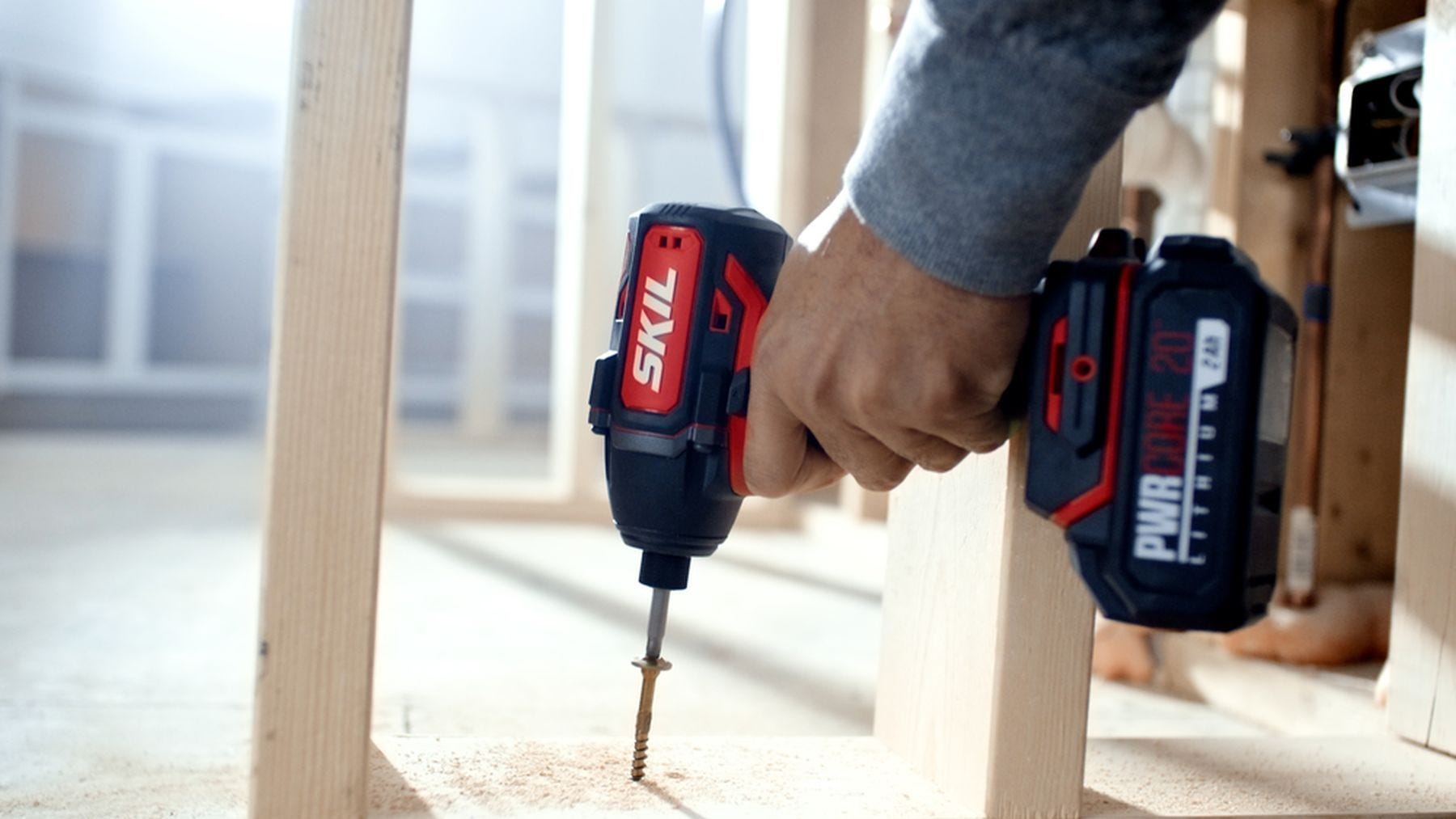 SKIL ID573902 PWR CORE 20 Brushless 20V 1/4 In. Hex Impact Driver Kit with Auto PWR JUMP Charger