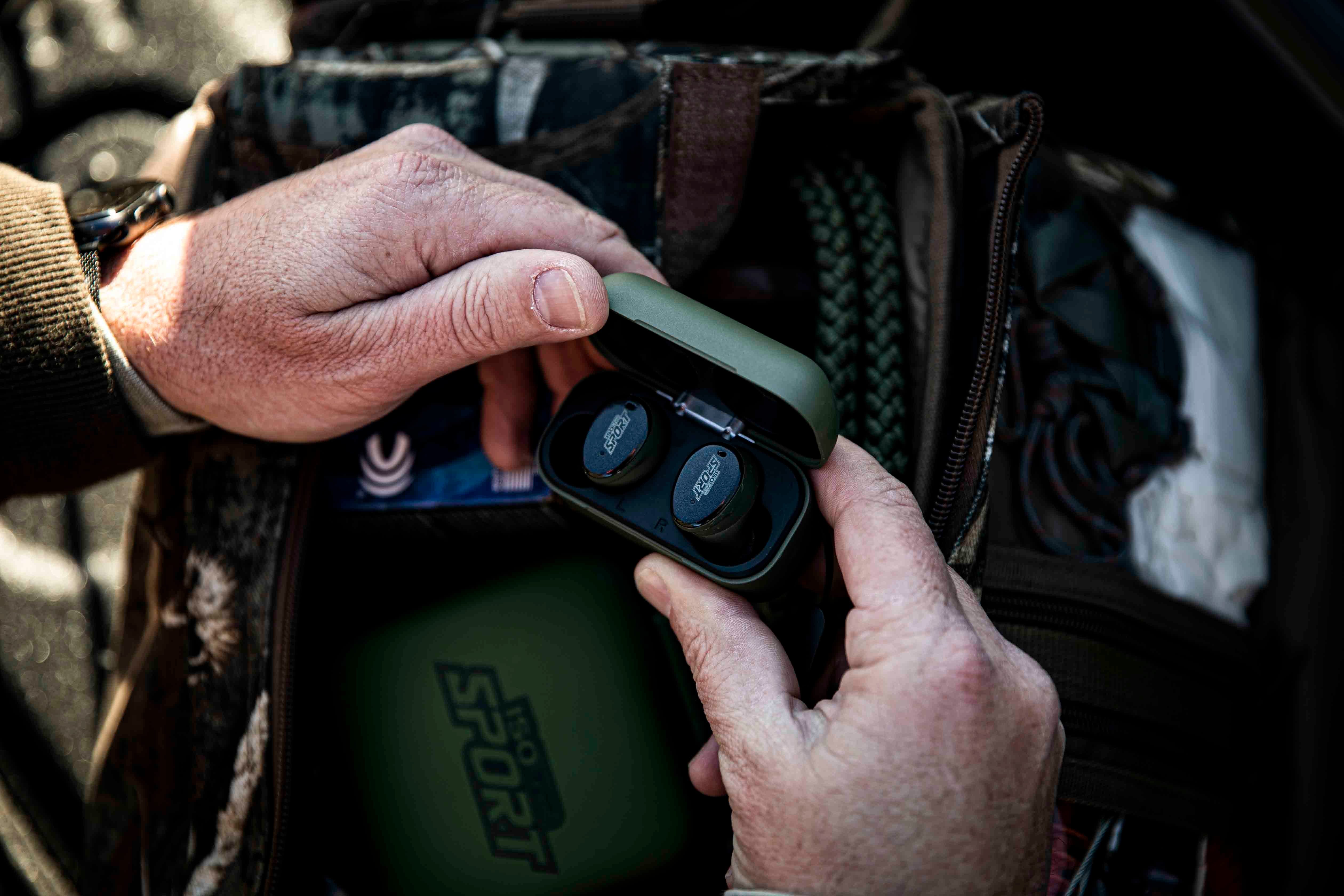 ISOtunes IT-17 Sport CALIBER Bluetooth Tactical Earbuds