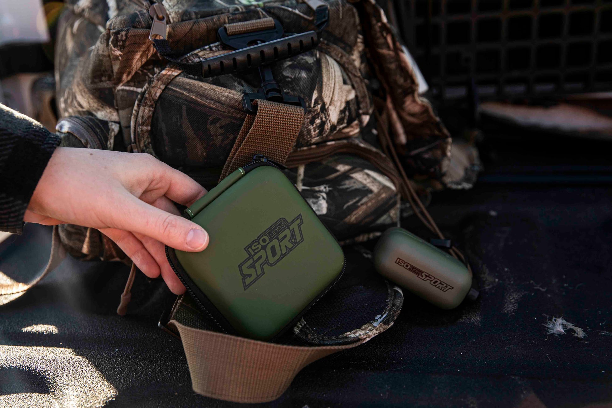 ISOtunes IT-17 Sport CALIBER Bluetooth Tactical Earbuds