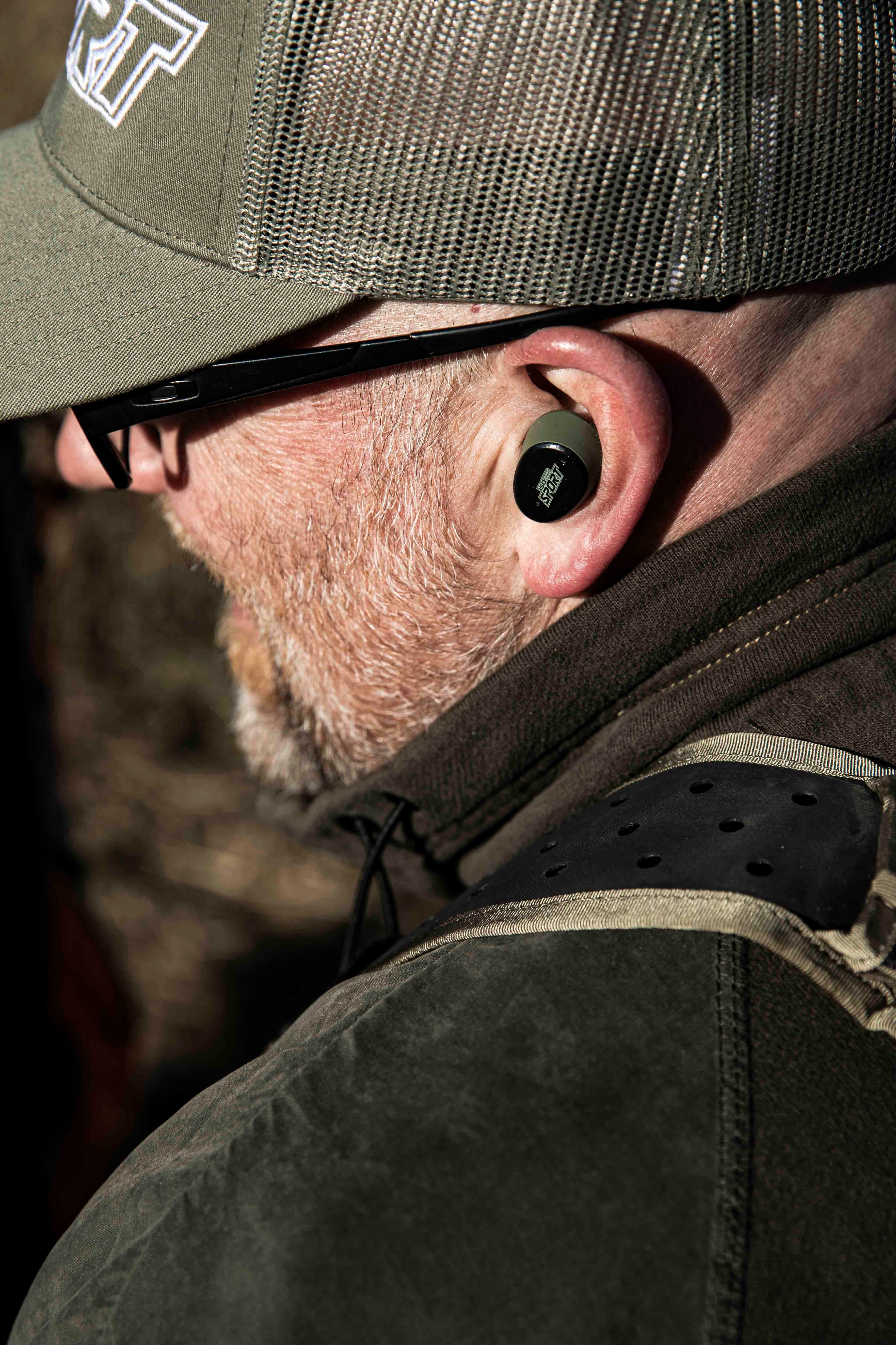 ISOtunes IT-17 Sport CALIBER Bluetooth Tactical Earbuds