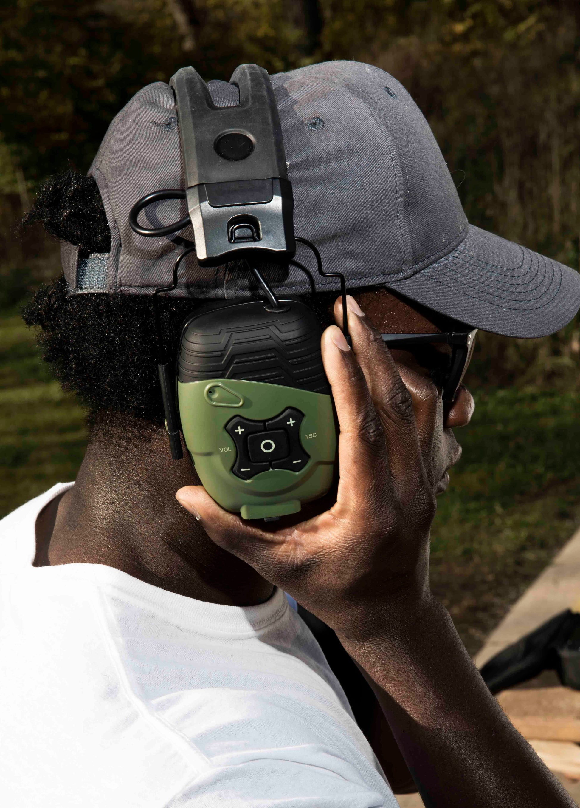 ISOtunes IT-32 Sport DEFY Bluetooth Tactical Earmuffs