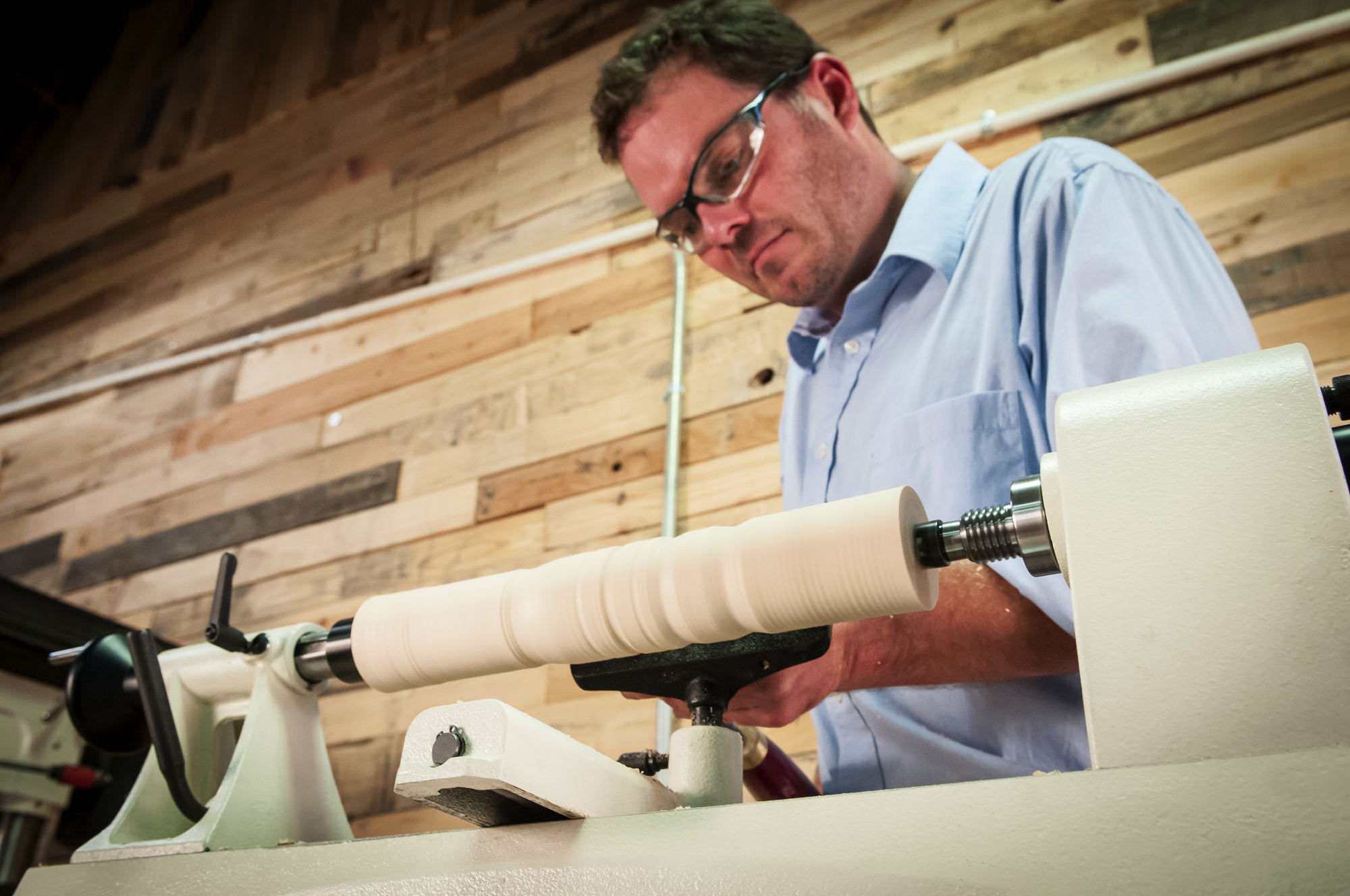 Jet 719110 JWL-1015VS 10'' x 15'' Variable Speed Wood Lathe