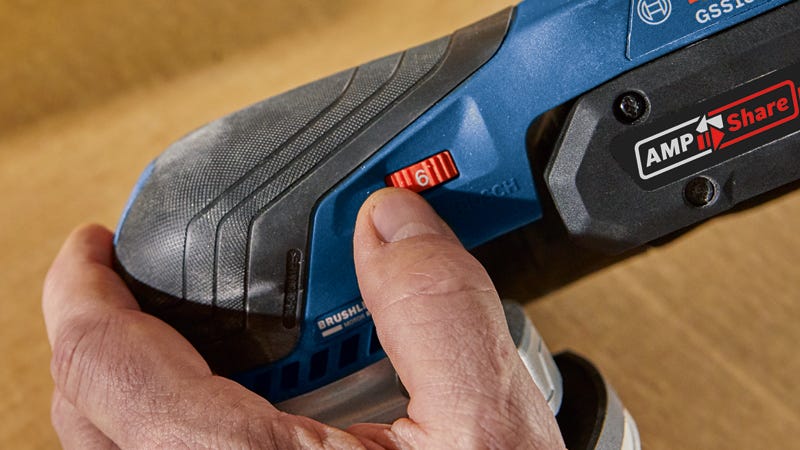 Bosch GSS18V-40N 18V Brushless 1/4 Sheet Orbital Finishing Sander, Tool Only