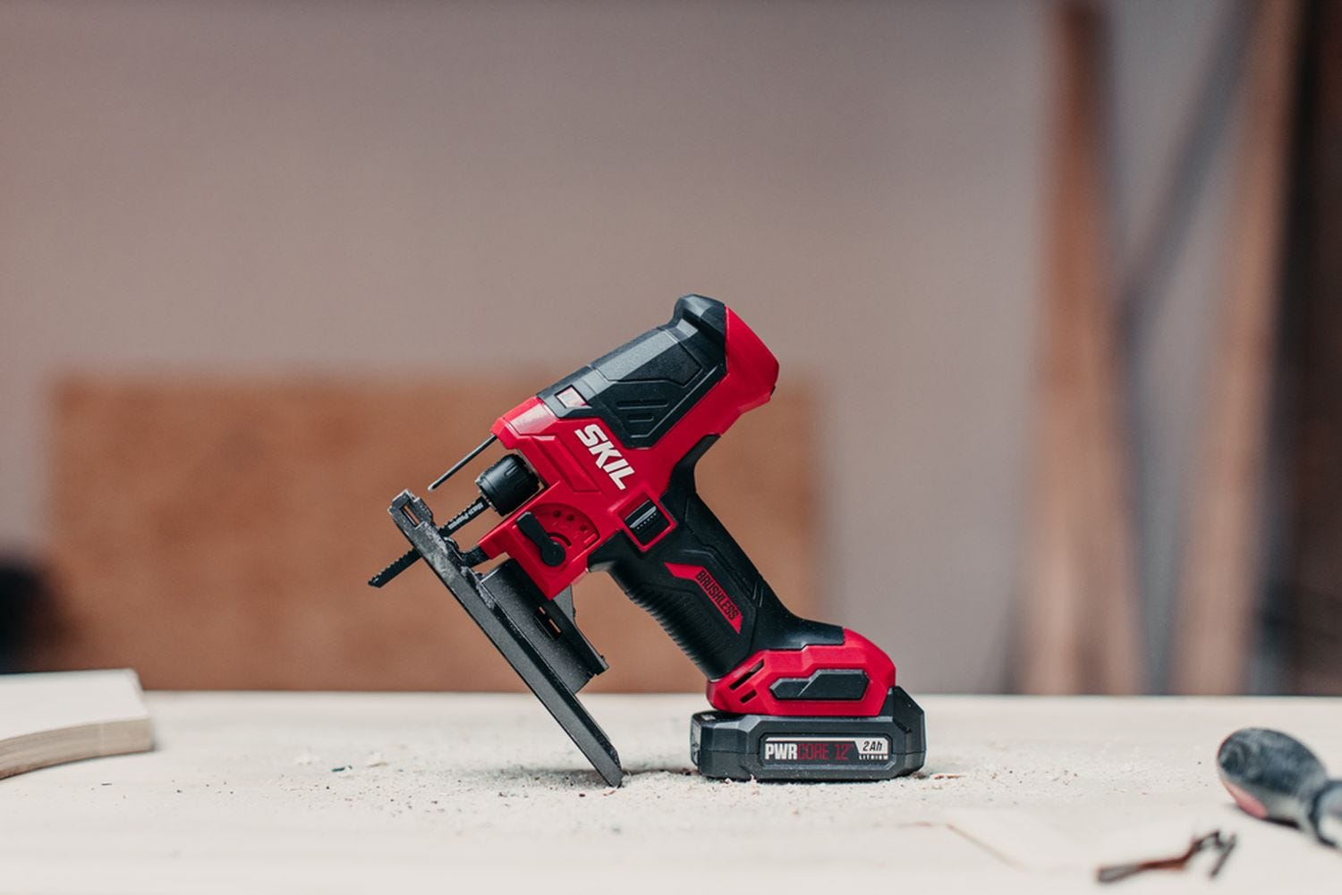 SKIL JS5833A-10 PWRCORE 12 Brushless 12V Compact Jigsaw Kit with Battery and PWR JUMP Charger