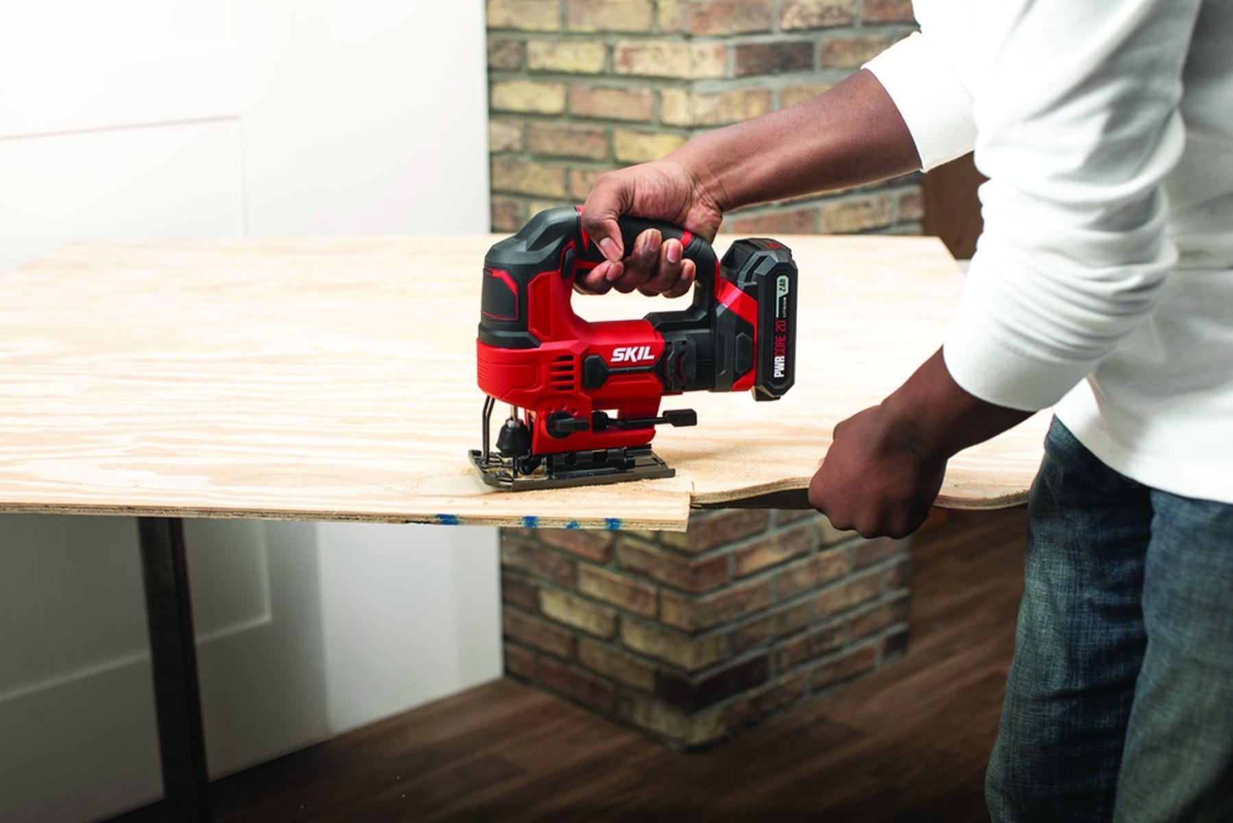 SKIL JS820202 PWRCore 20 Brushless 20V Jigsaw Kit with Battery and PWR JUMP Charger