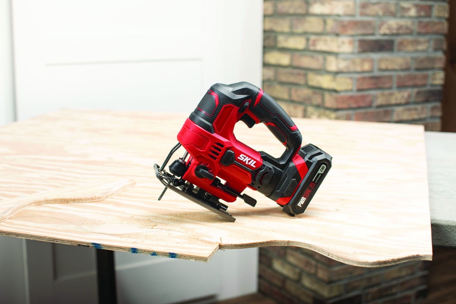 SKIL JS820202 PWRCore 20 Brushless 20V Jigsaw Kit with Battery and PWR JUMP Charger