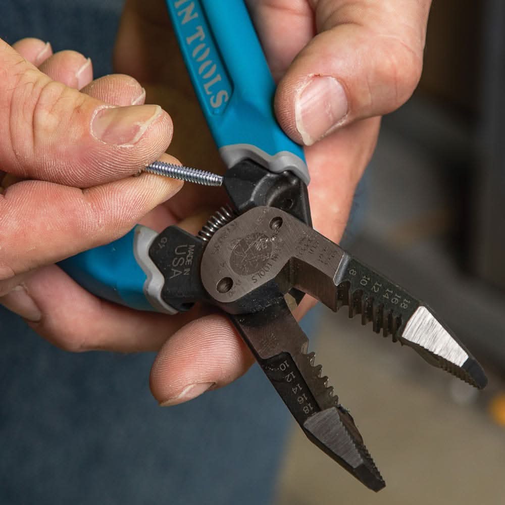 Klein Tools K12035 Klein-Kurve Heavy-Duty 8-20AWG Wire Stripper