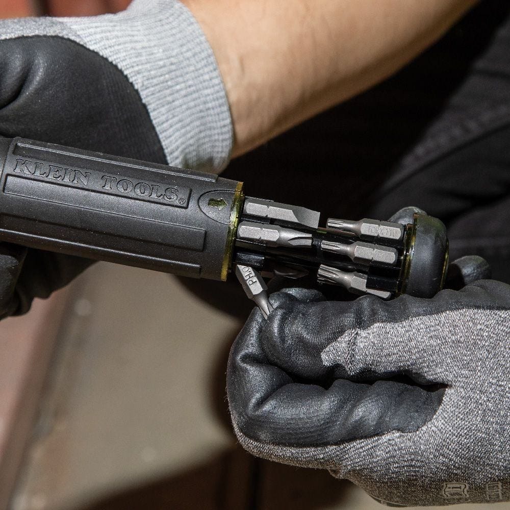 Klein 32303 14-in-1 Multi-Bit Adjustable Length Screwdriver