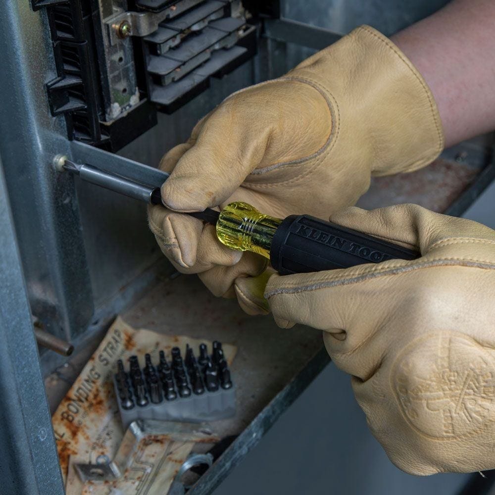Klein 32510 Magnetic Screwdriver with 32 Tamperproof Bits