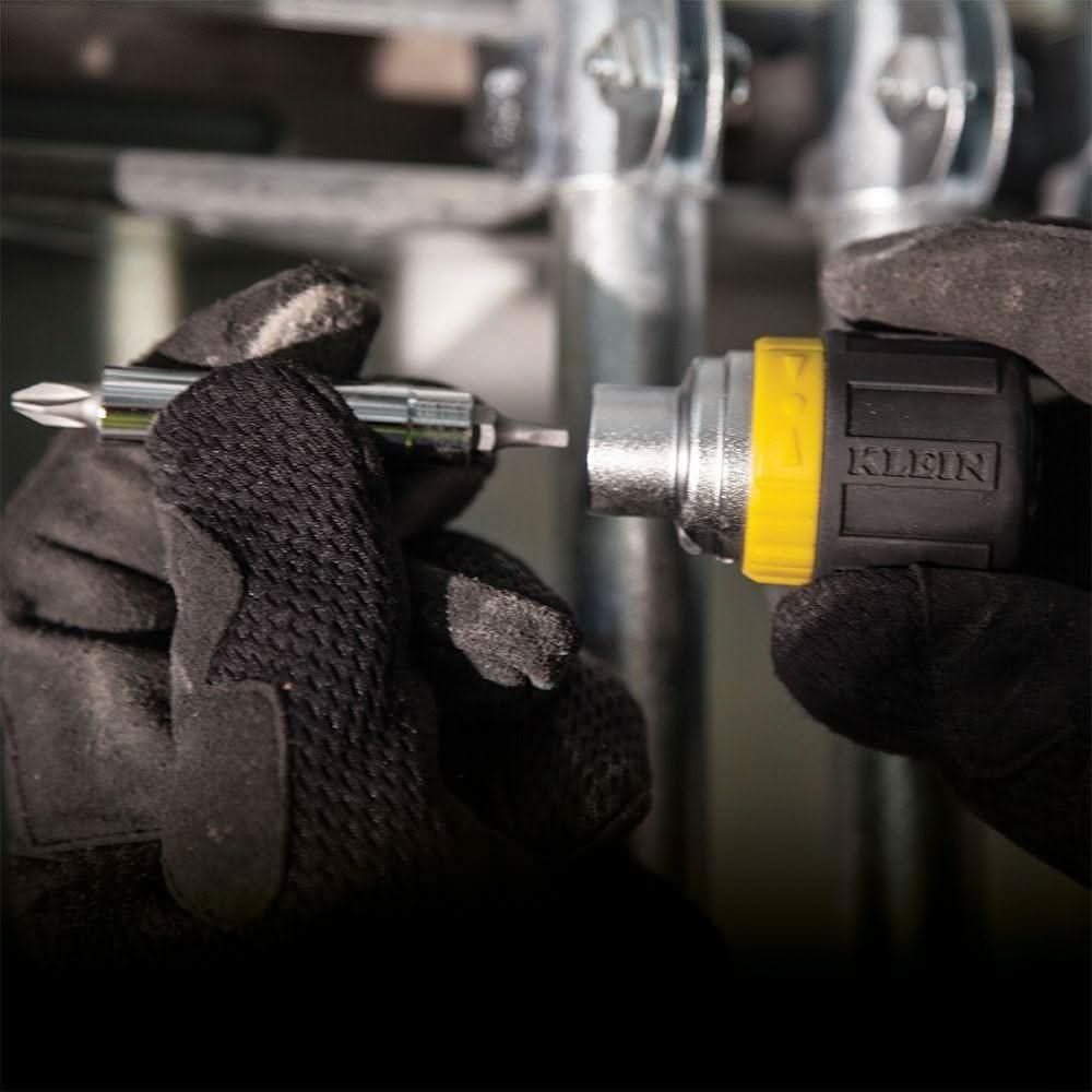 Klein 32593 Multi-Bit Ratcheting Screwdriver, 6-in-1, Stubby, Ph, Sl, Nut Bits
