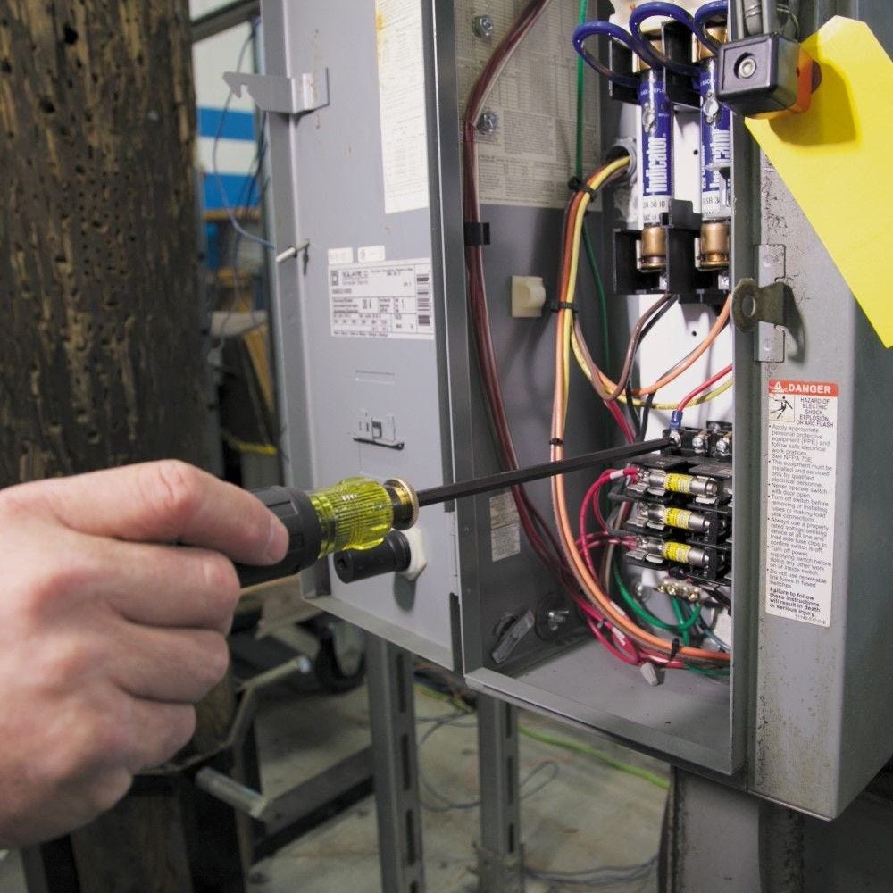 Klein 32751 Adjustable Screwdriver, #2 Phillips, 1/4-Inch Slotted