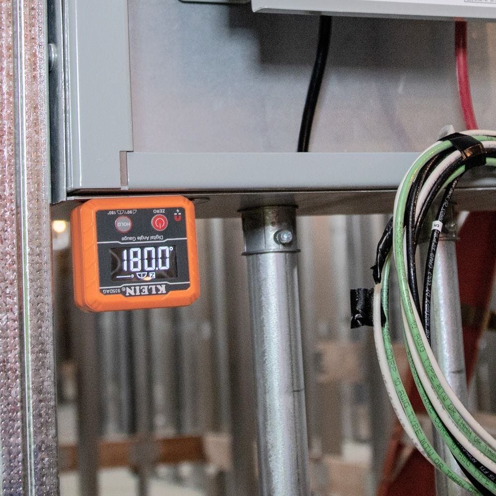 Klein 935DAG Digital Angle Gauge and Level