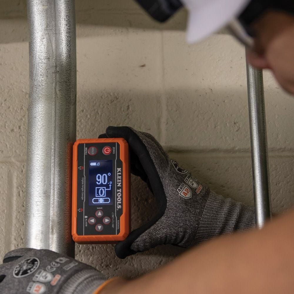 Klein 935DAG Digital Angle Gauge and Level