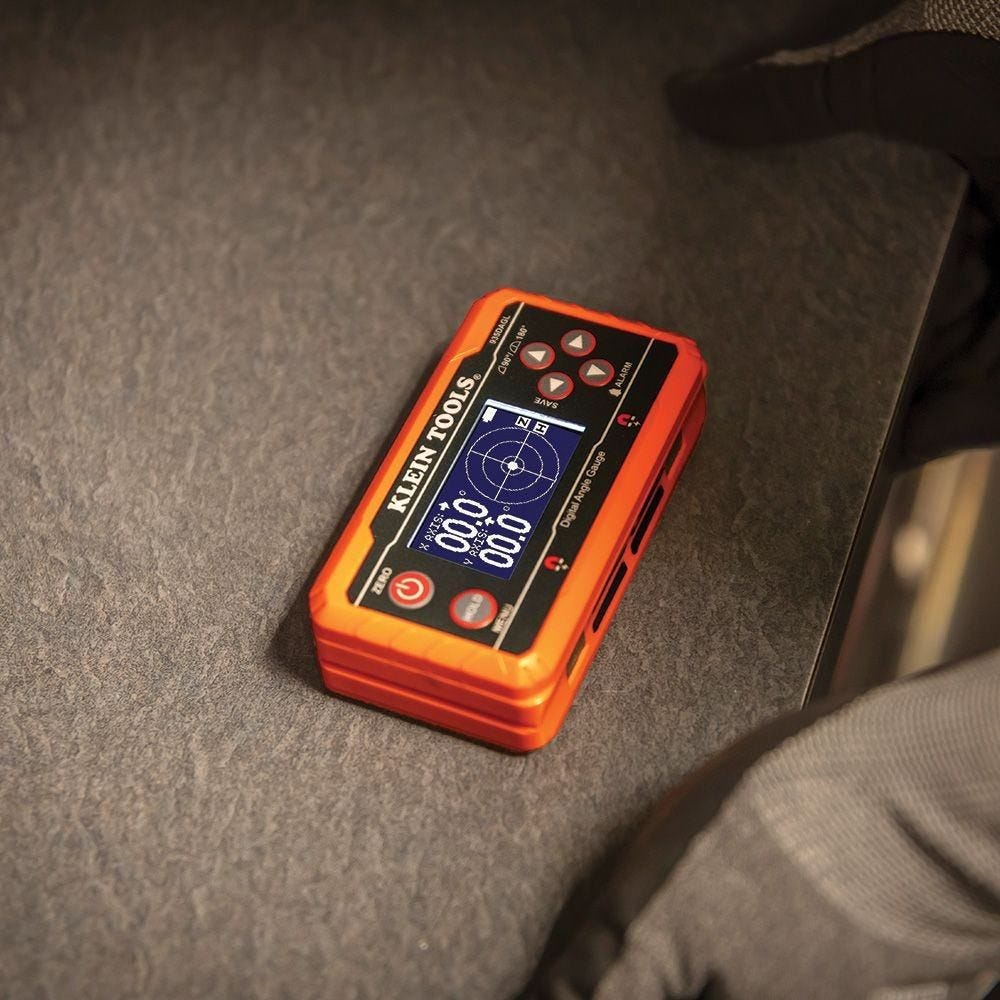 Klein 935DAG Digital Angle Gauge and Level