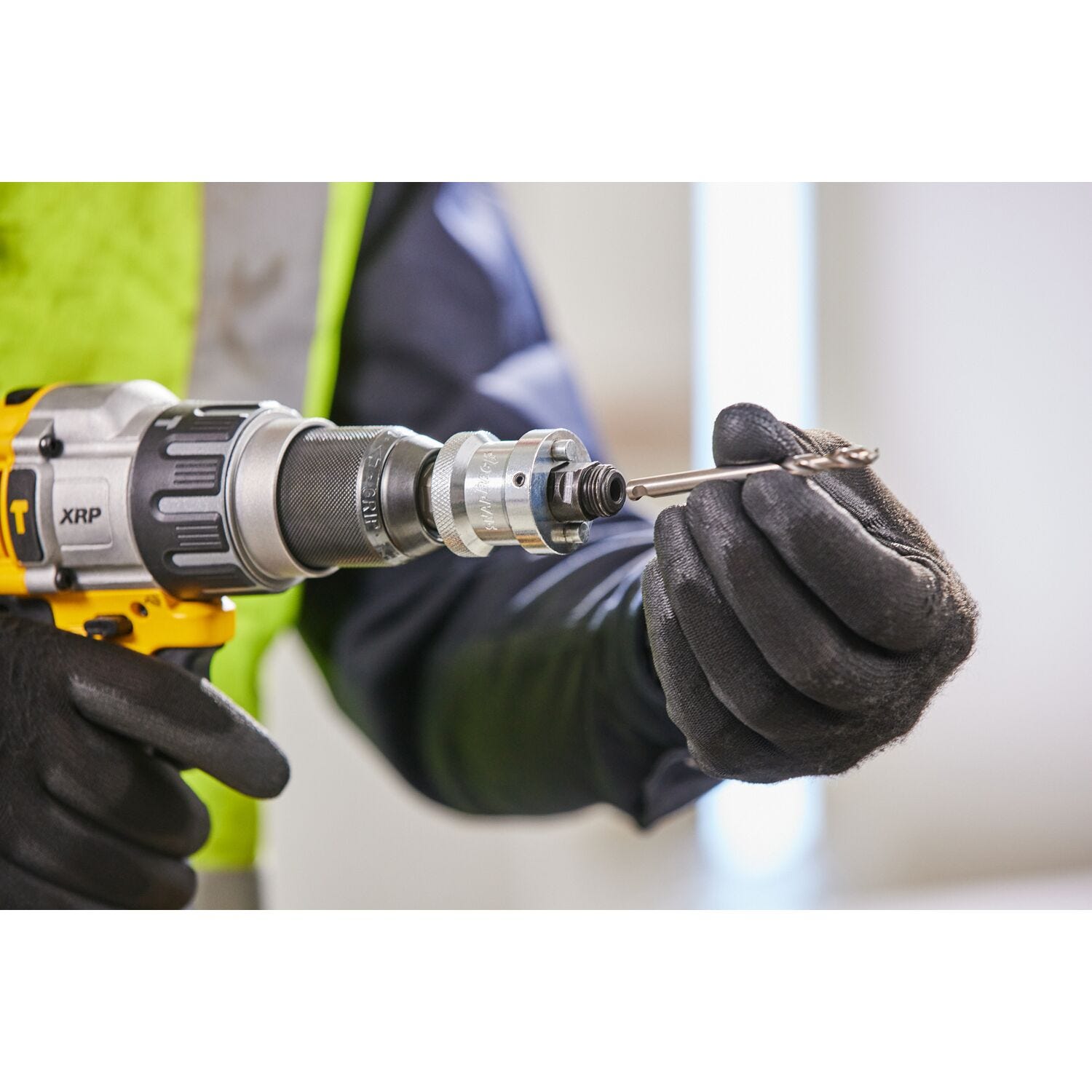 Lenox LXAH9912PBM 1-1/4 in. - 6 in. SNAP BACK Quick Change Hole Saw Arbor, 1/2 in. Shank
