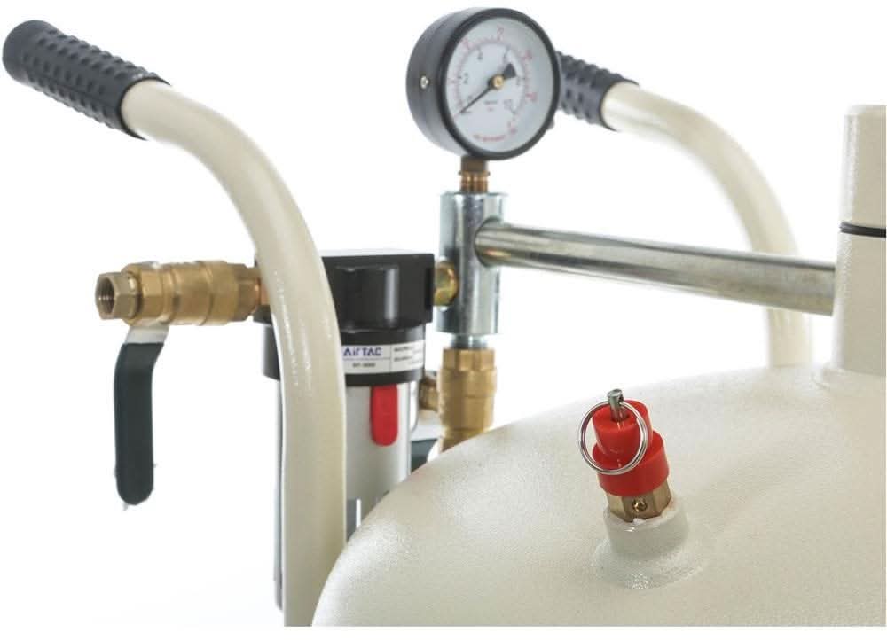 Shop Fox M1115 20-Gallon Portable Sandblaster