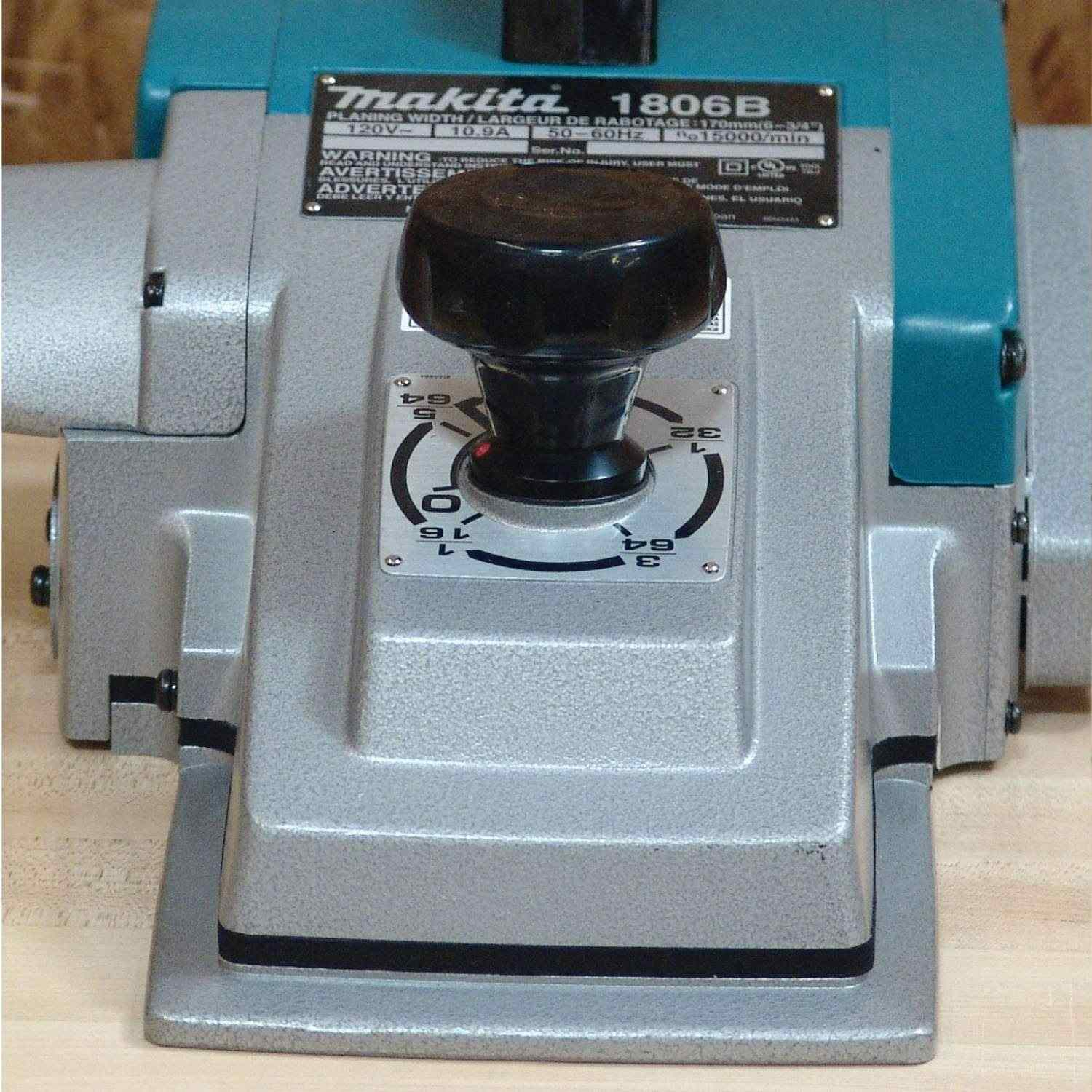 Makita 1806B 6-3/4" Planer