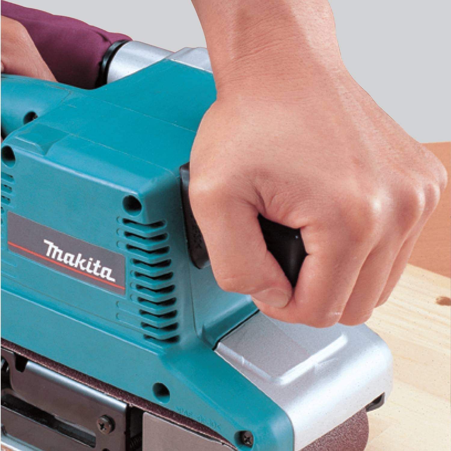 Makita 9903 3" x 21" Belt Sander