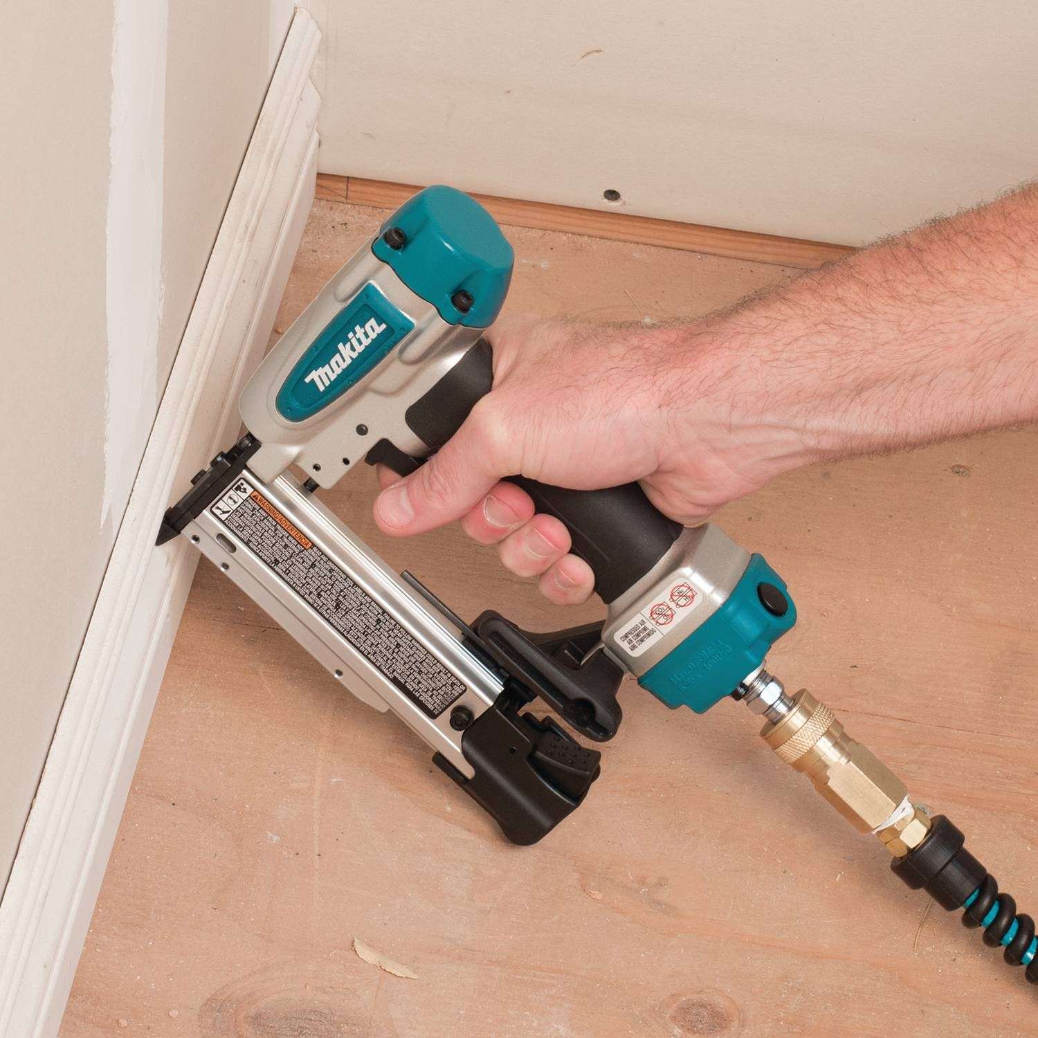 Makita AF353 23 Gauge, 1-3/8" Pin Nailer