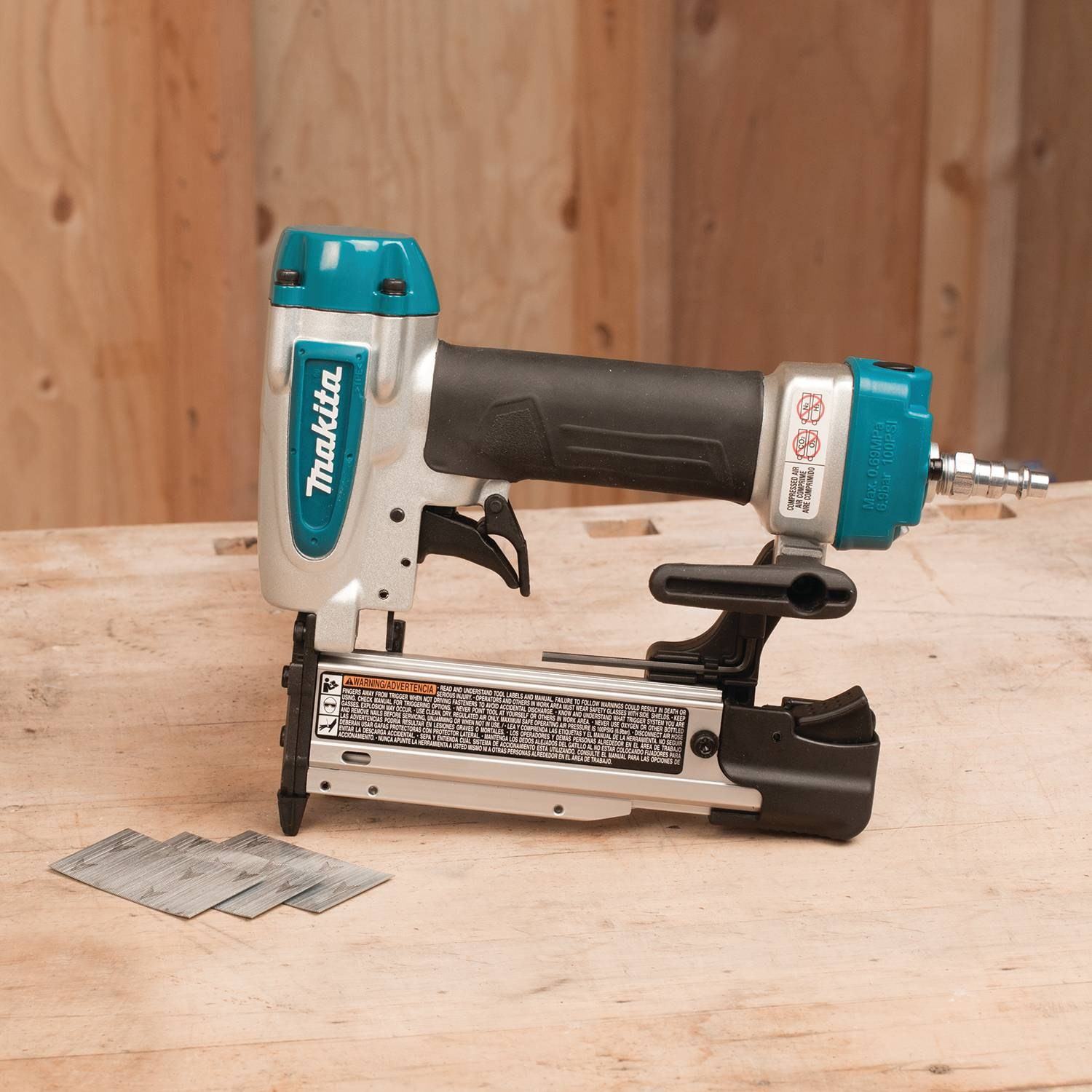 Makita AF353 23 Gauge, 1-3/8" Pin Nailer