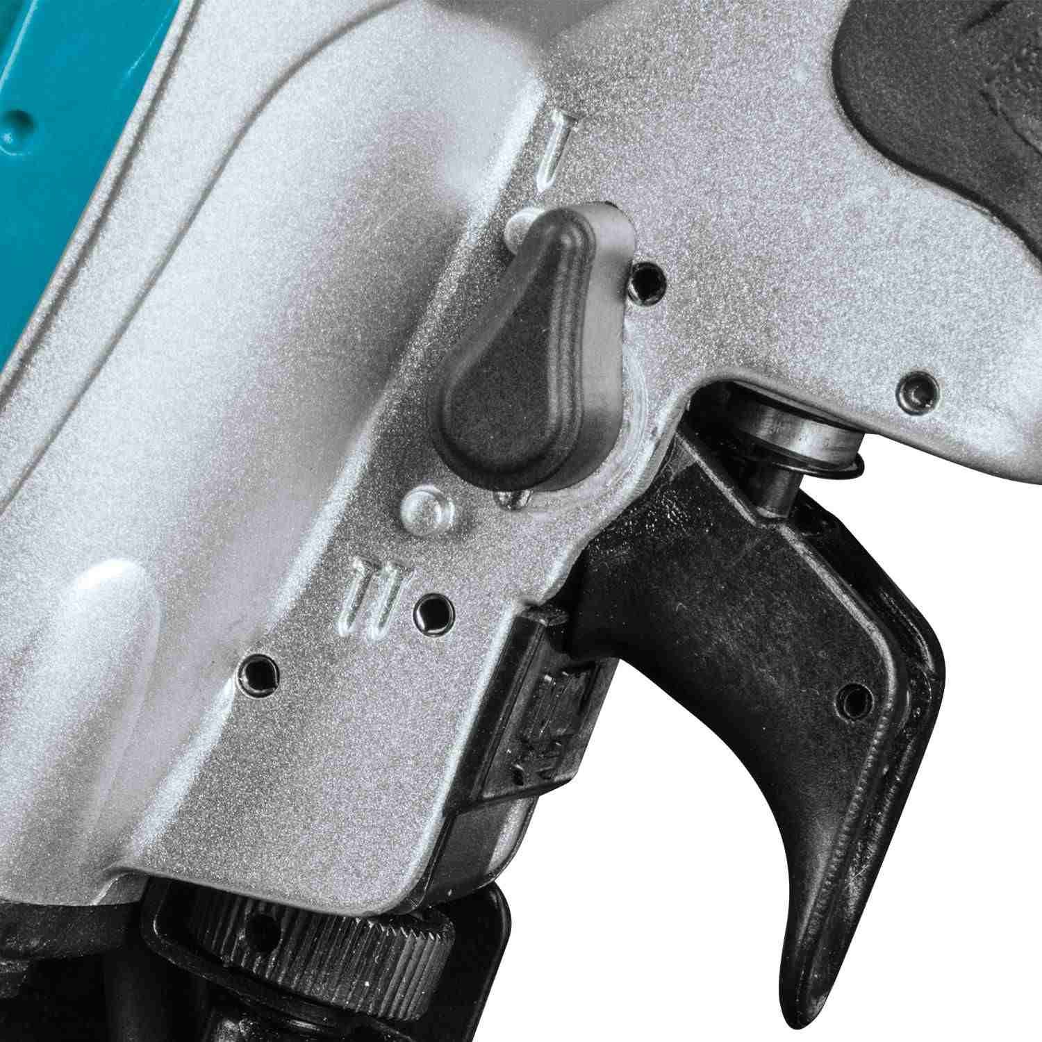 Makita AN454 1-3/4" Coil Roofing Nailer