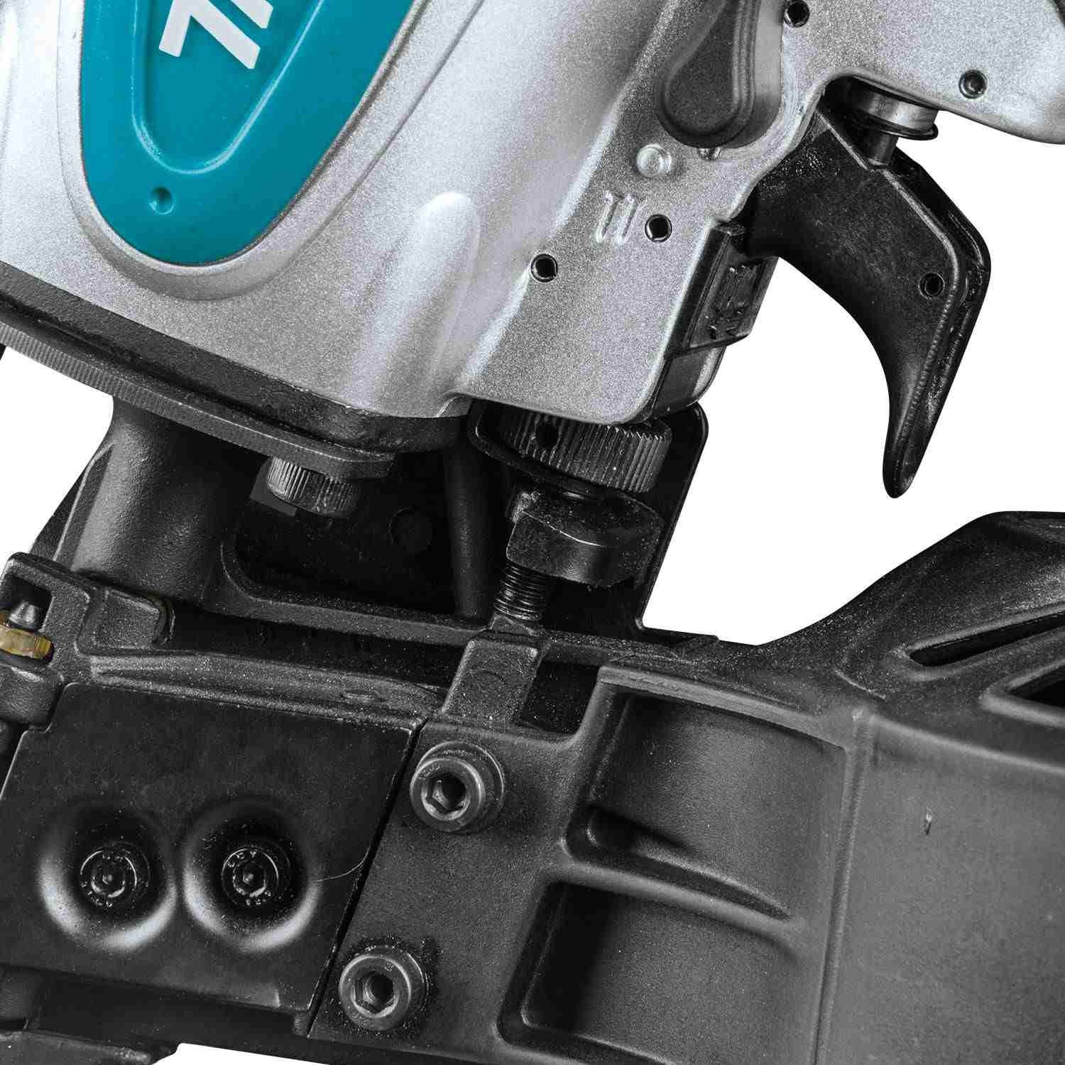 Makita AN454 1-3/4" Coil Roofing Nailer