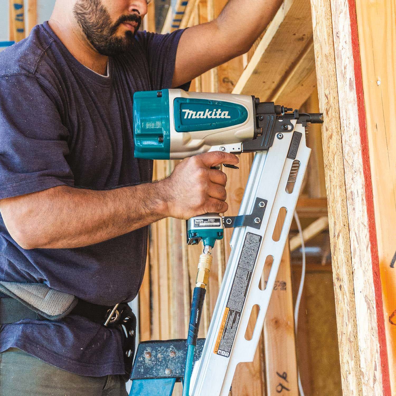 Makita AN924 21Âº Full Round Head 3-1/2" Framing Nailer