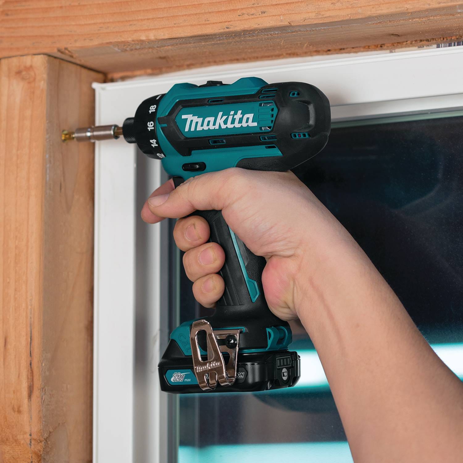 Makita CT230R 12V max CXT Lithium-Ion Cordless 2-Piece Combo Kit, 2.0Ah
