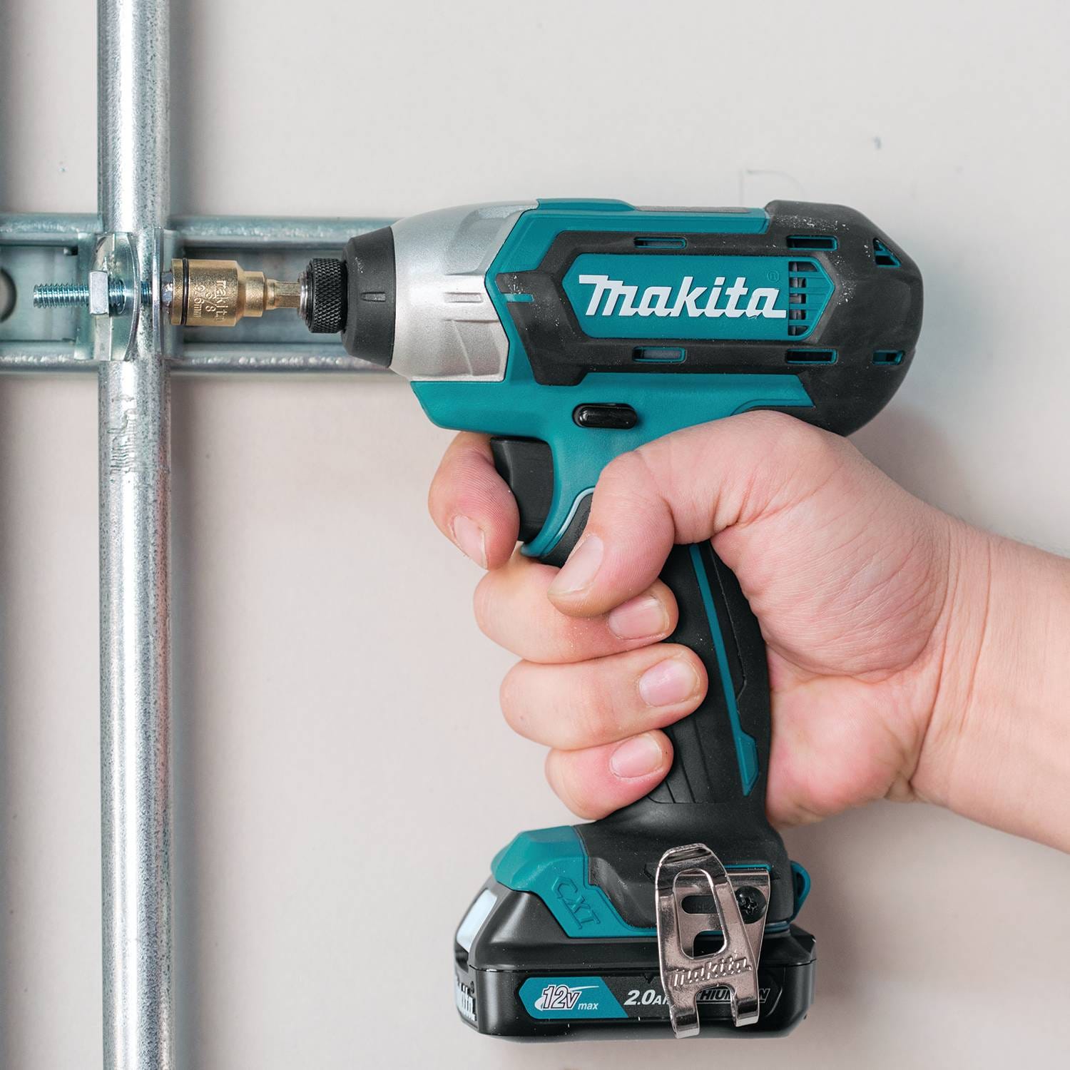 Makita CT230R 12V max CXT Lithium-Ion Cordless 2-Piece Combo Kit, 2.0Ah