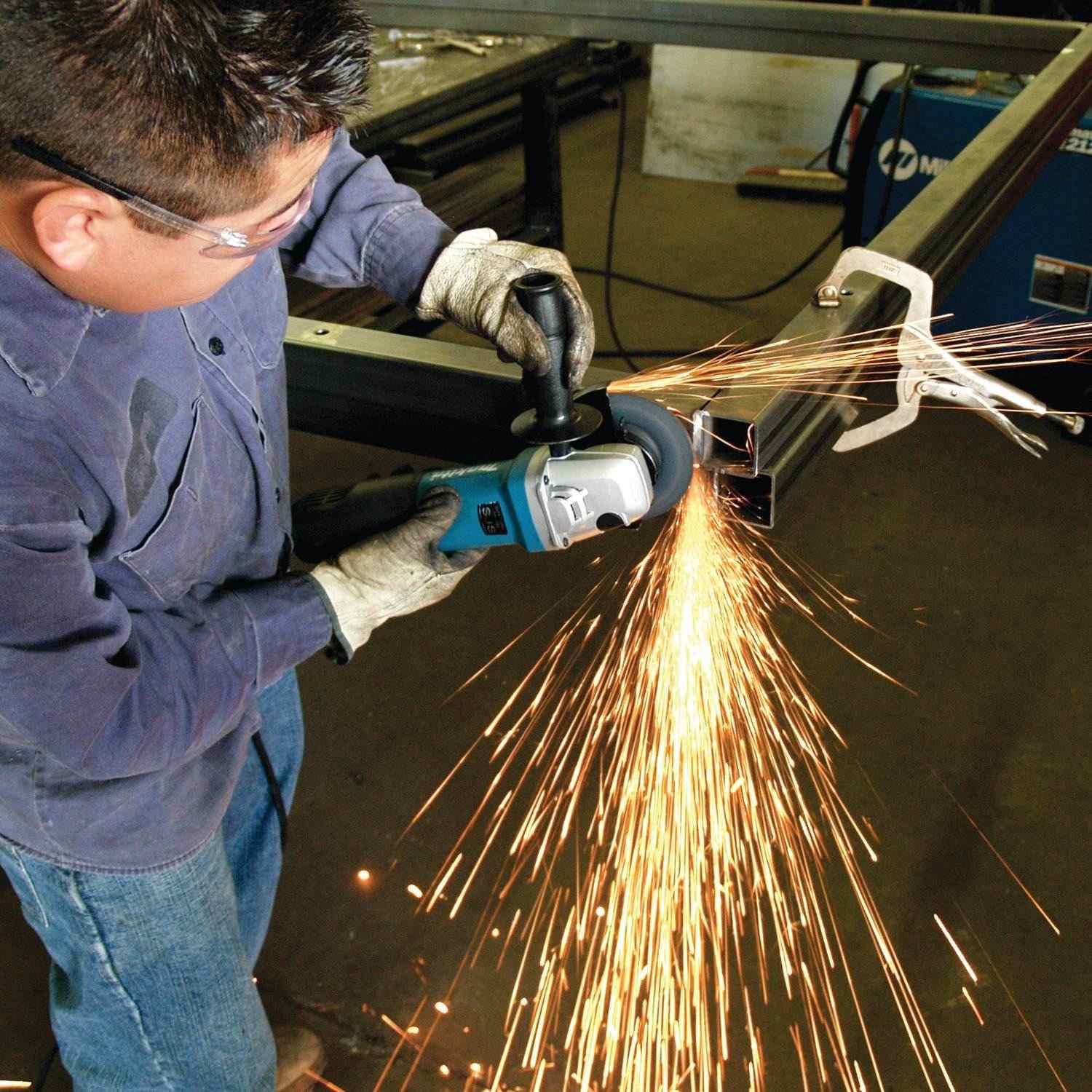 Makita GA5020 5" SJS Angle Grinder, with AC/DC Switch