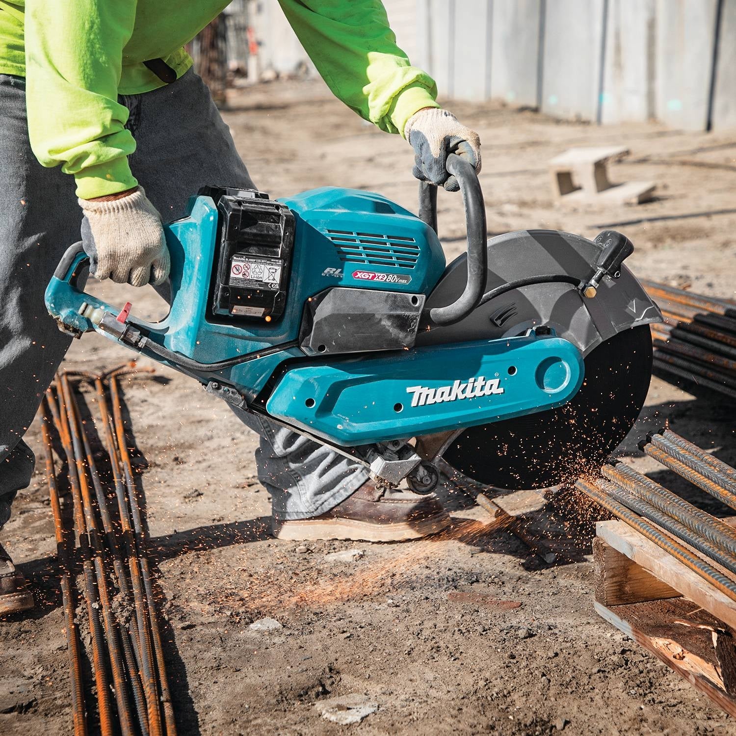 Makita GEC01PL 80V max (40V max X2) XGT Brushless 14" Power Cutter Kit, with AFT, Electric Brake (8.0Ah)