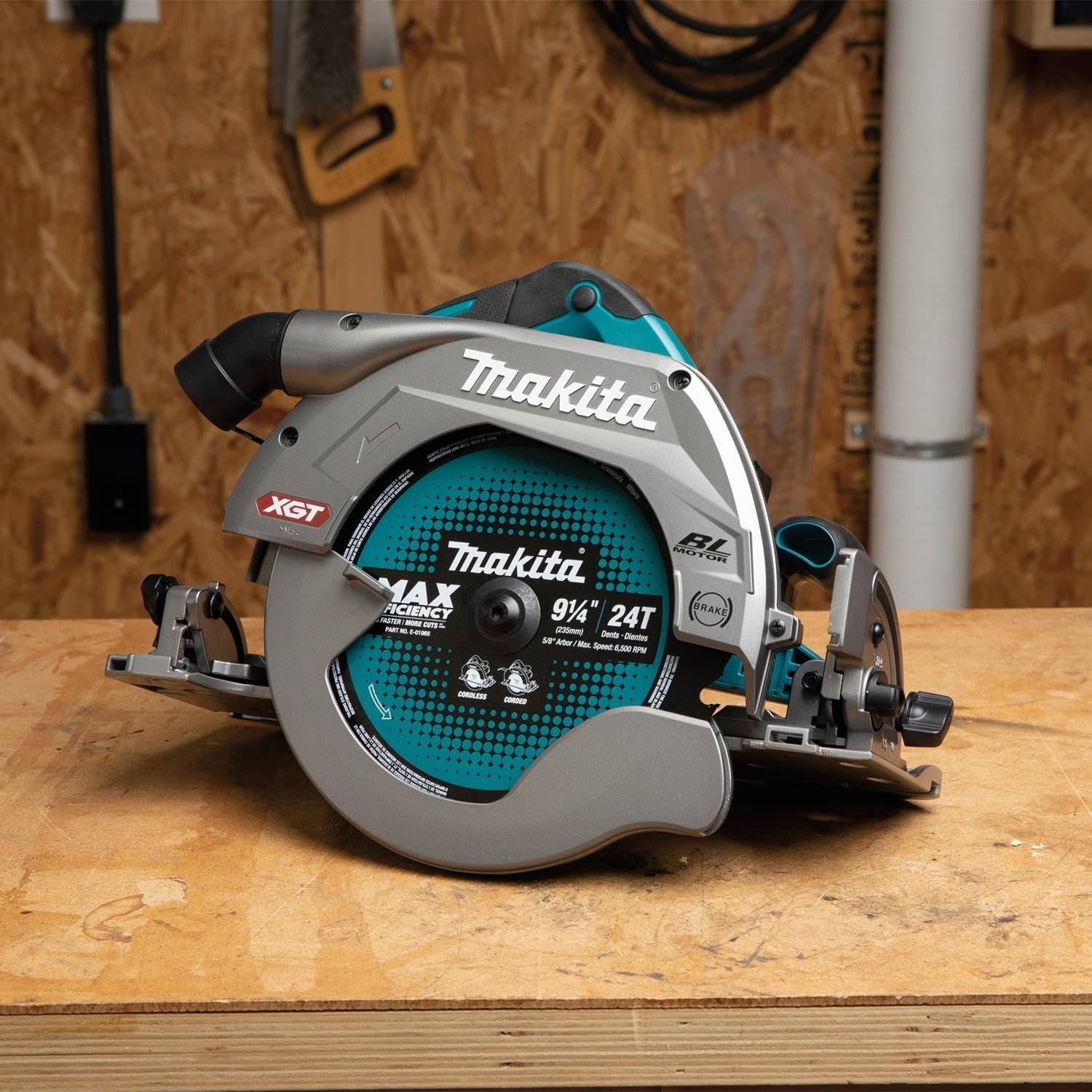 Makita GSH04Z 40V max XGT Brushless Cordless 10-1/4" Circular Saw with Guide Rail Compatible Base, AWS Capable, Tool Only