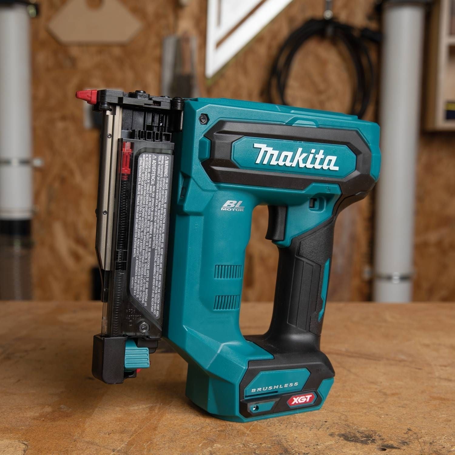 Makita GTP01Z 40V max XGT Brushless Cordless Pin Nailer, 23 Ga., Tool Only