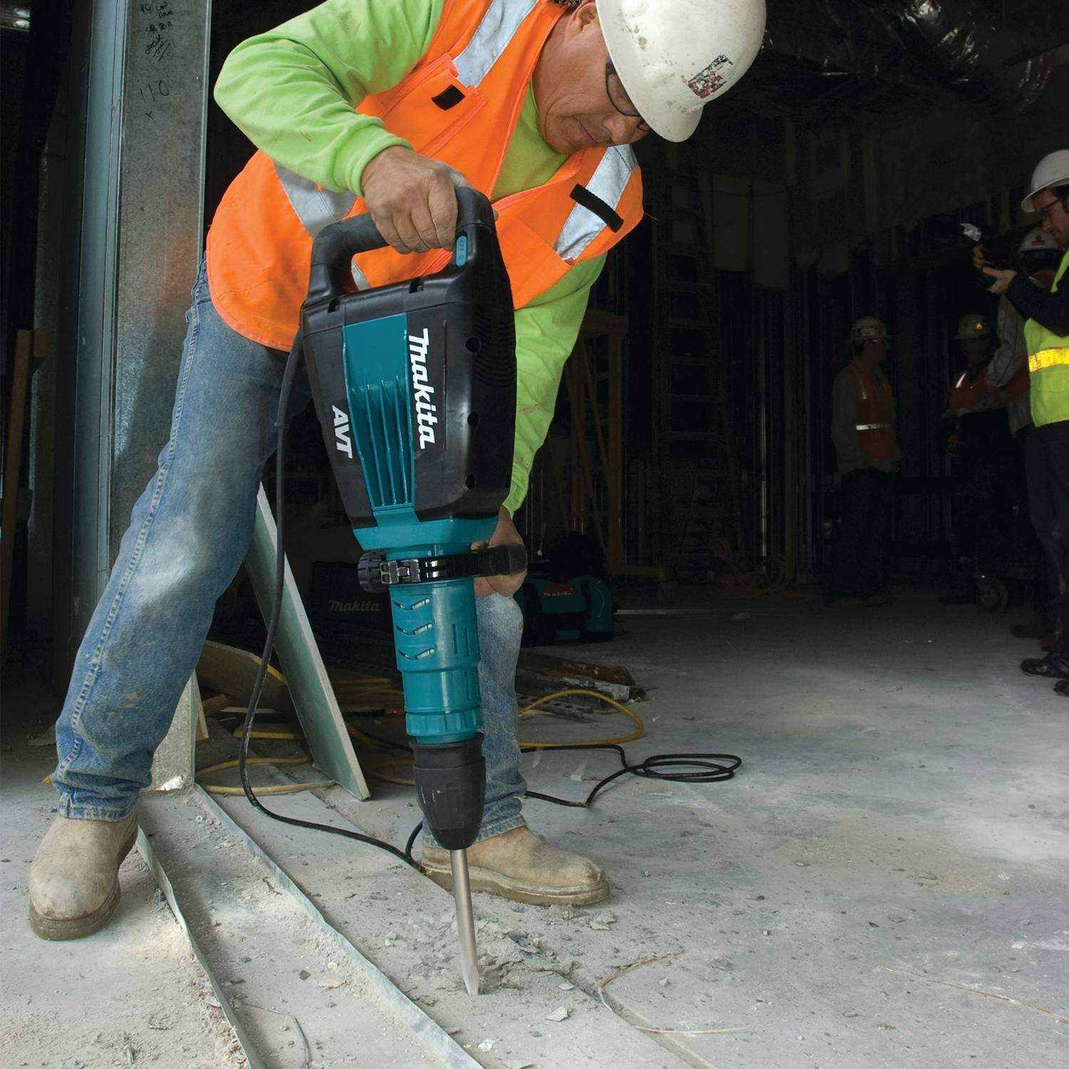 Makita HM1214C 27 lb. SDS-MAX AVT Demolition Hammer