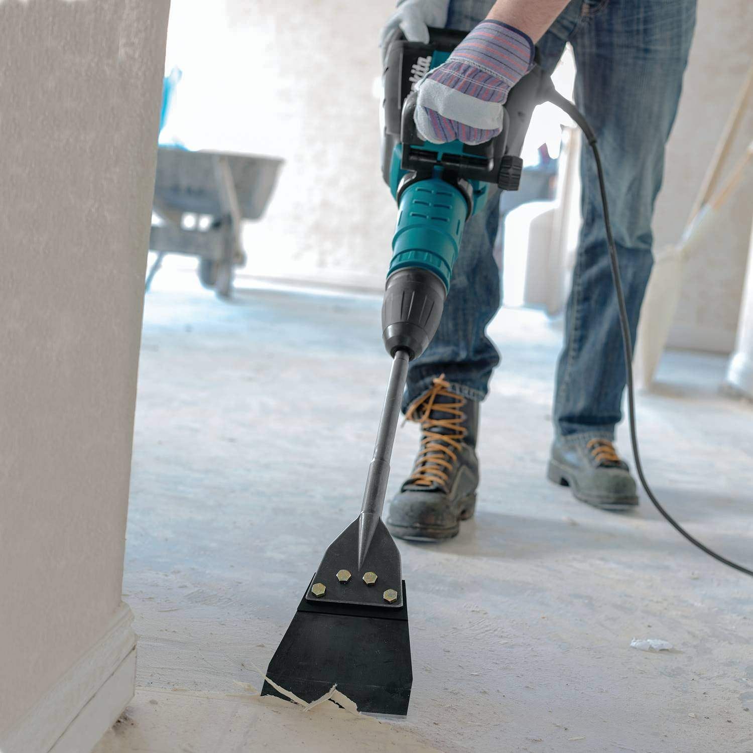 Makita HM1214C 27 lb. SDS-MAX AVT Demolition Hammer