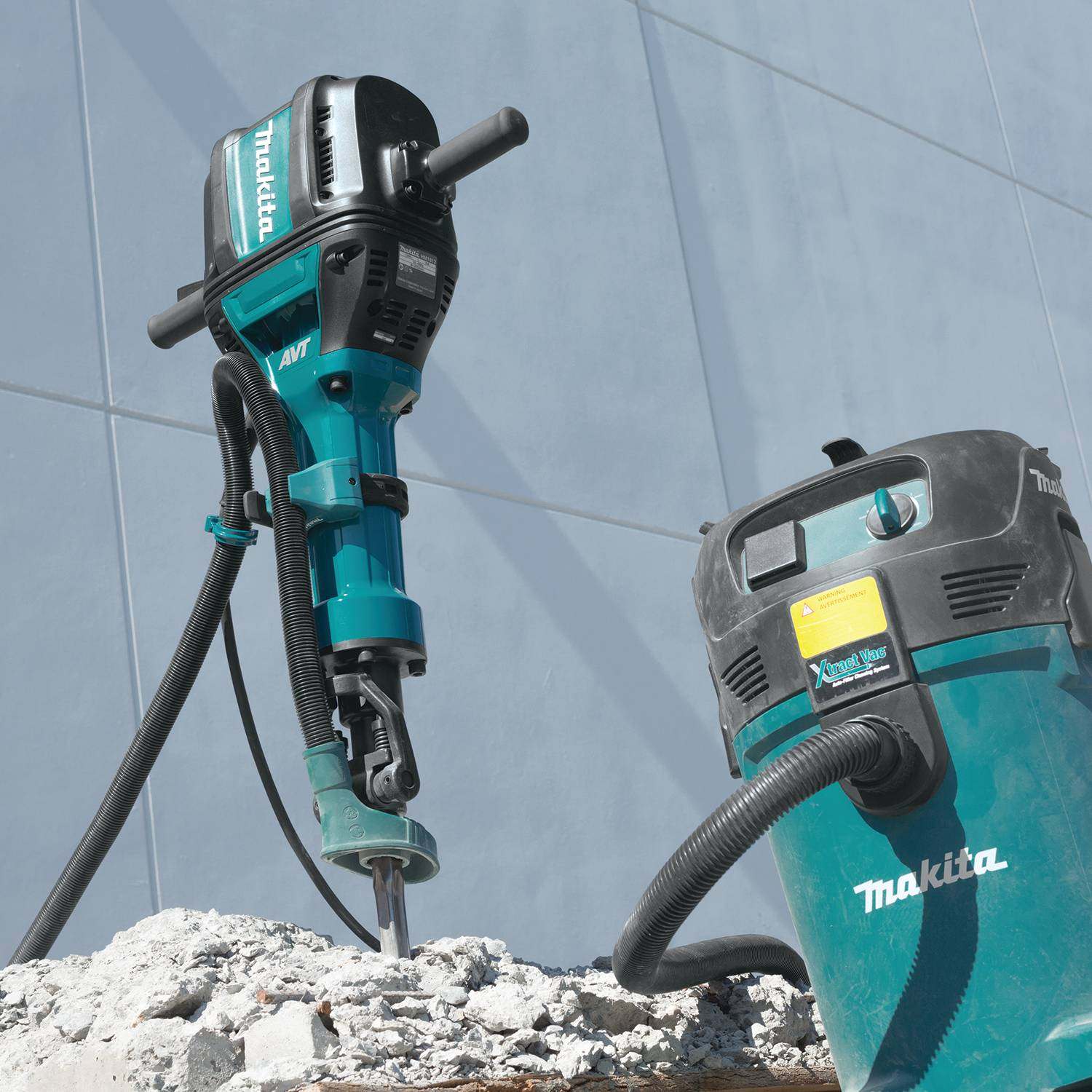 Makita HM1812 70 lb. Advanced AVT Breaker Hammer, accepts 1-1/8" Hex bits