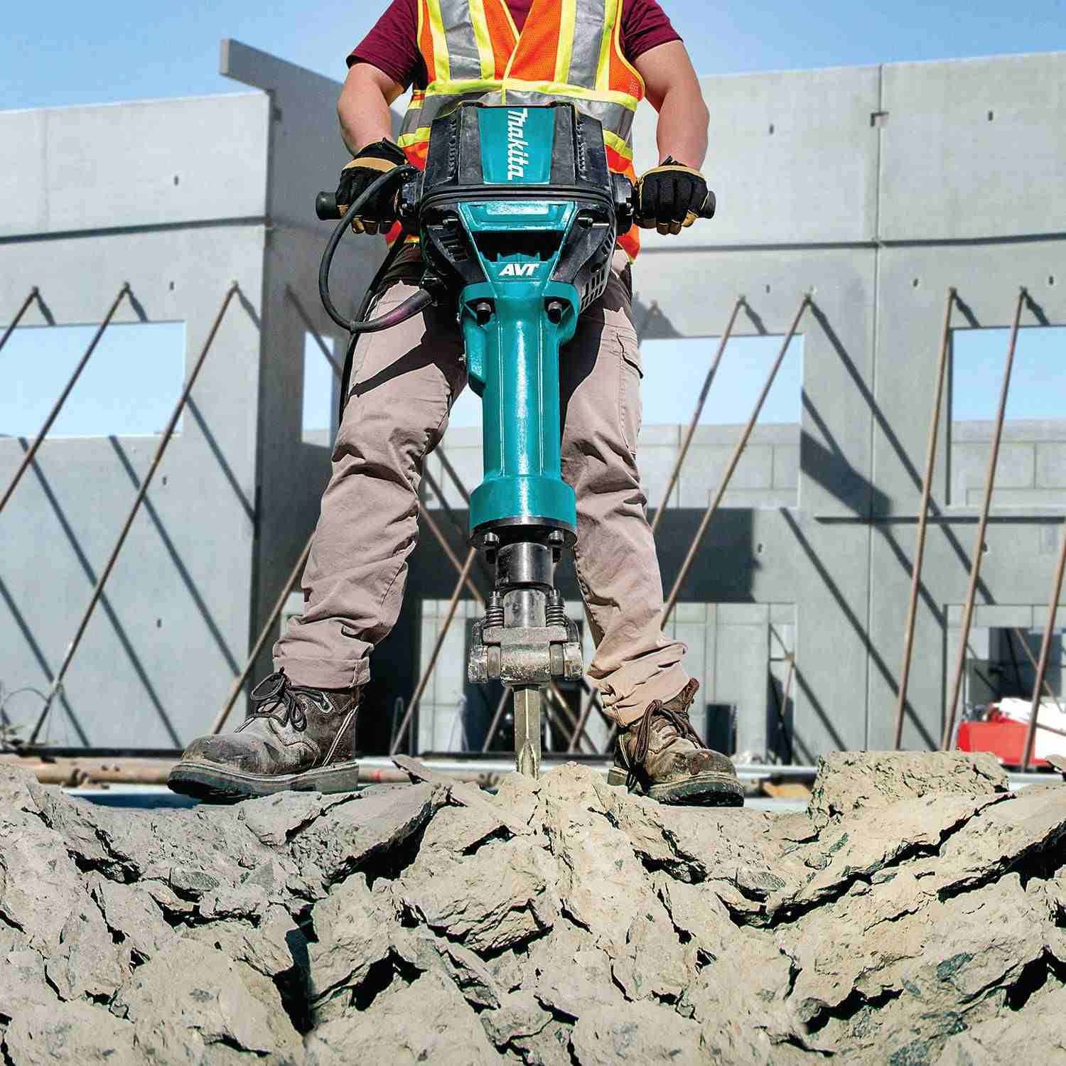 Makita HM1812X3 70 lb. Advanced AVT Breaker Hammer, accepts 1-1/8" Hex bits