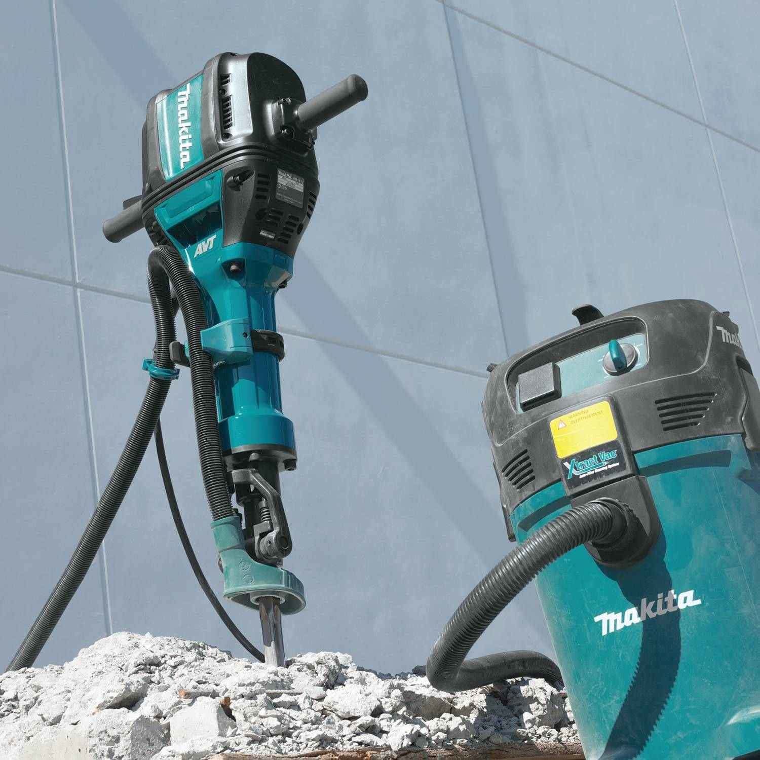 Makita HM1812X3 70 lb. Advanced AVT Breaker Hammer, accepts 1-1/8