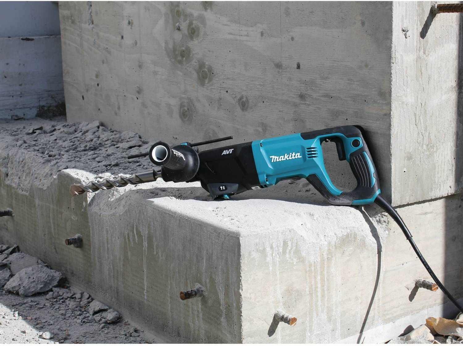 Makita HR2641 1" SDS-PLUS AVT Rotary Hammer (D-Handle)