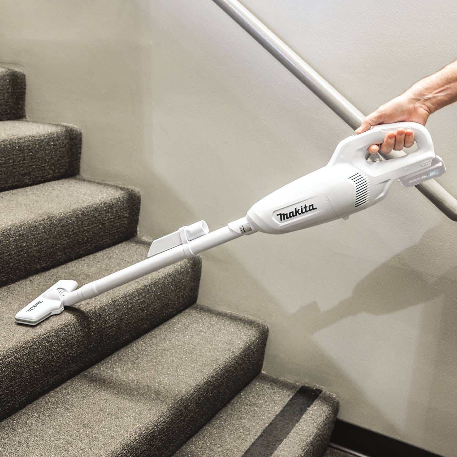 Makita LC08ZW 12V max CXT Lithium-Ion Cordless Vacuum, Tool Only