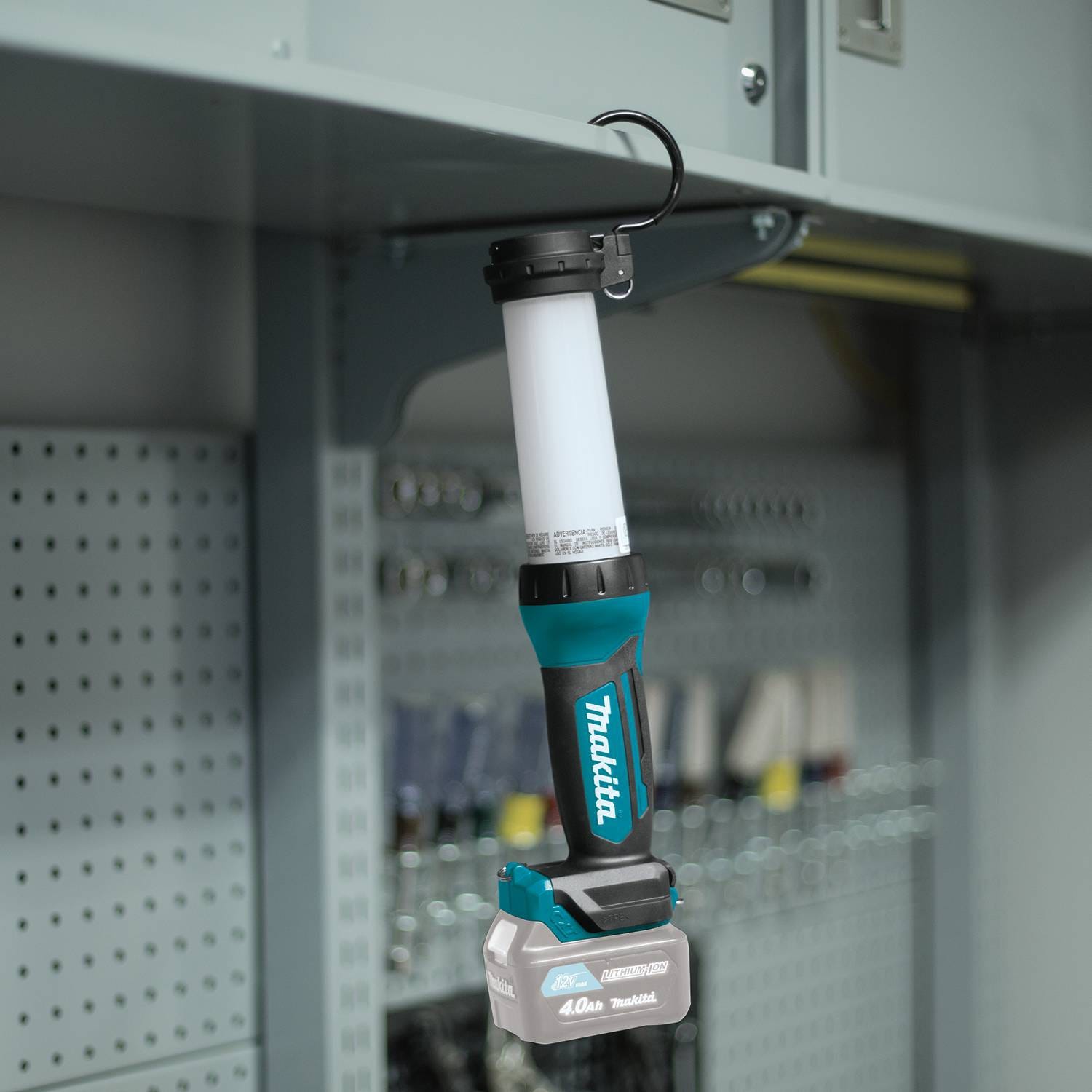 Makita ML104 12V max CXT Lithium-Ion Cordless LED Lantern/Flashlight, Flashlight Only