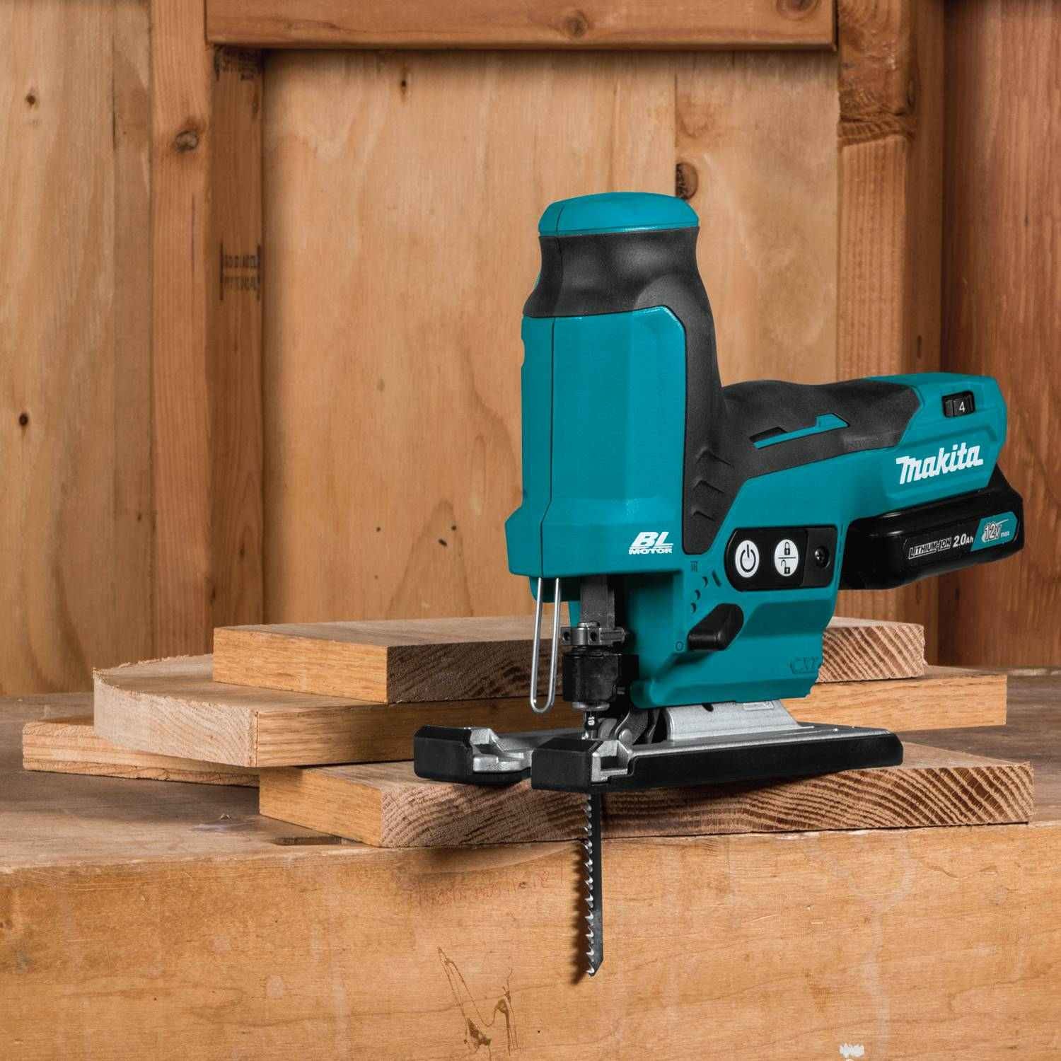 Makita VJ05R1J 12V max CXT Lithium-Ion Brushless Cordless Barrel Grip Jig Saw Kit (2.0Ah)