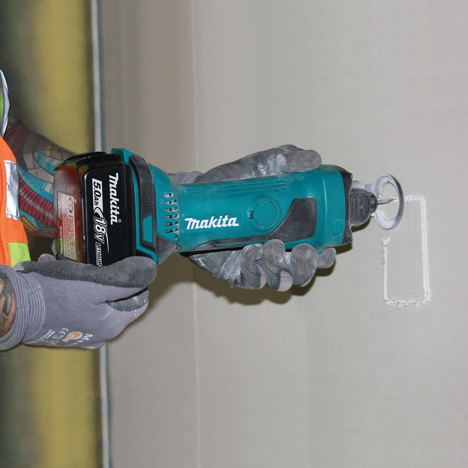 Makita XOC01T 18V LXT Lithium-Ion Cordless Cut-Out Tool Kit (5.0Ah)