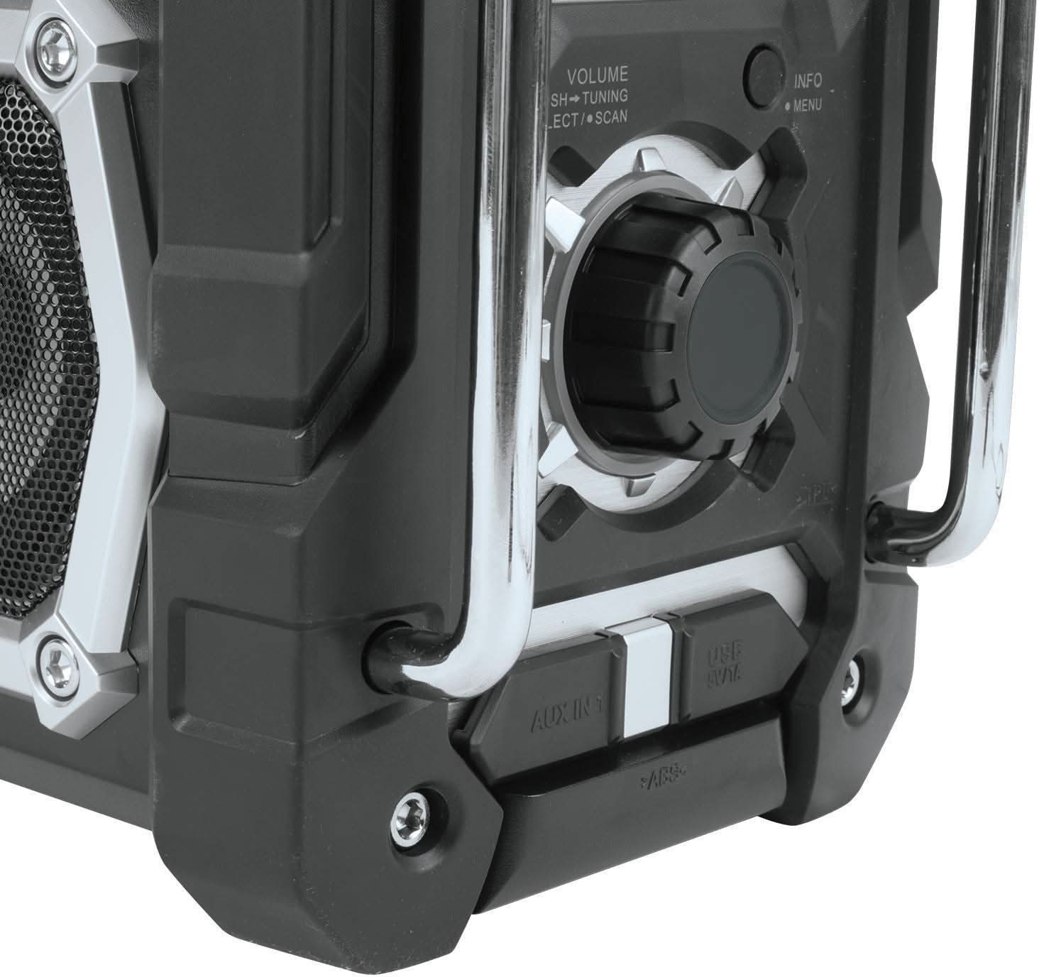 Makita 18V LXT 1.3 Gal. Sprayer w/ 18V LXT / 12V max CXT Bluetooth Radio & 18V LXT 5.0Ah Battery