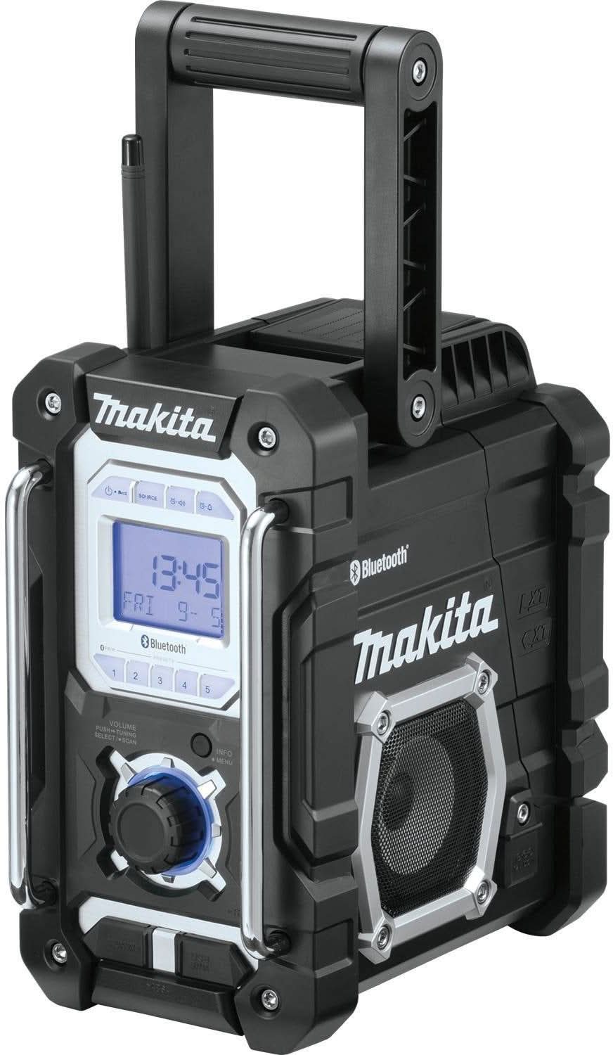 Makita 18V LXT 1.3 Gal. Sprayer w/ 18V LXT / 12V max CXT Bluetooth Radio & 18V LXT 5.0Ah Battery