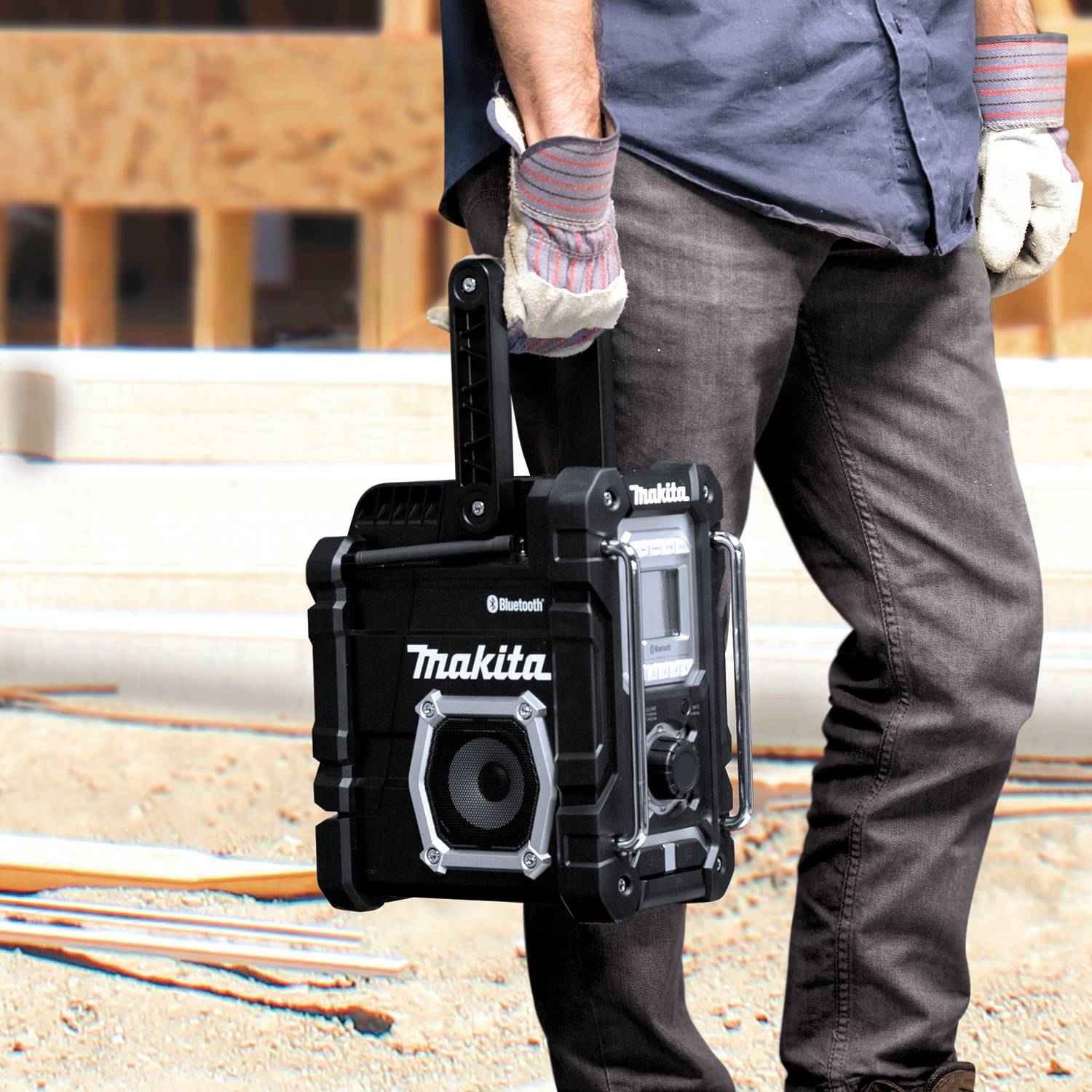 Makita XRM06B 18V LXT / 12V max CXT Lithium"‘Ion Cordless/Corded Bluetooth Job Site Radio, Tool Only