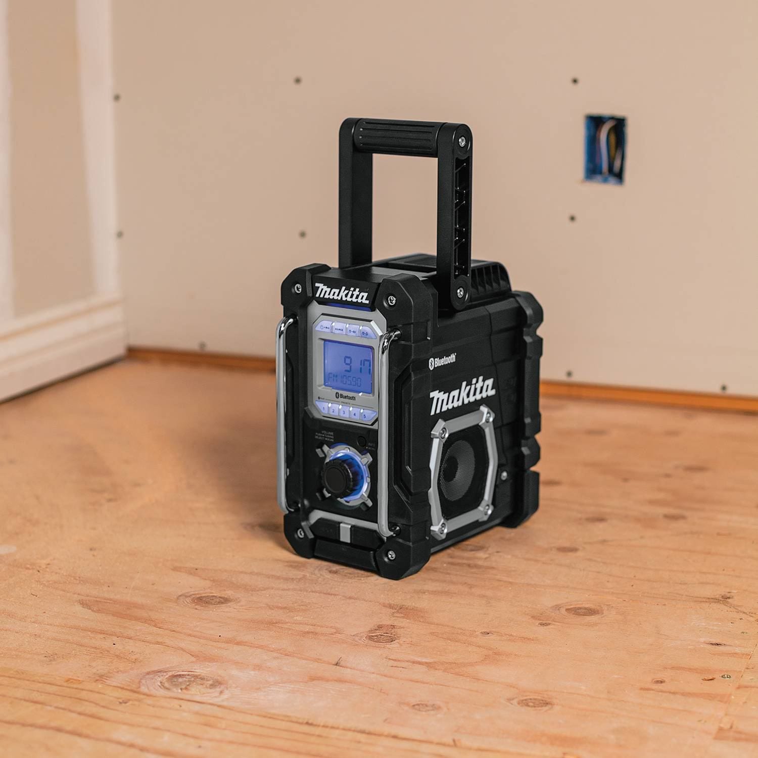 Makita XRM06B 18V LXT / 12V max CXT Lithium"‘Ion Cordless/Corded Bluetooth Job Site Radio, Tool Only