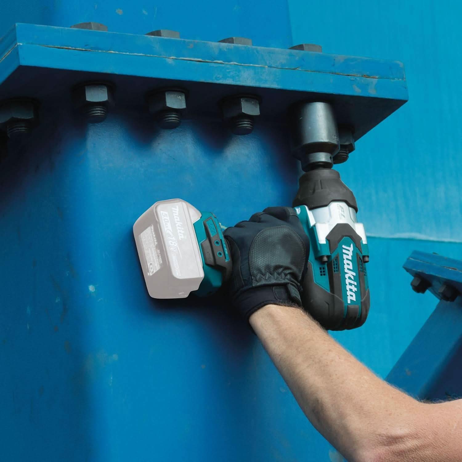 Makita XWT08XVZ 18V LXT Lithium-Ion Brushless Cordless High-Torque 1/2" Sq. Drive Utility Impact Wrench, Tool Only