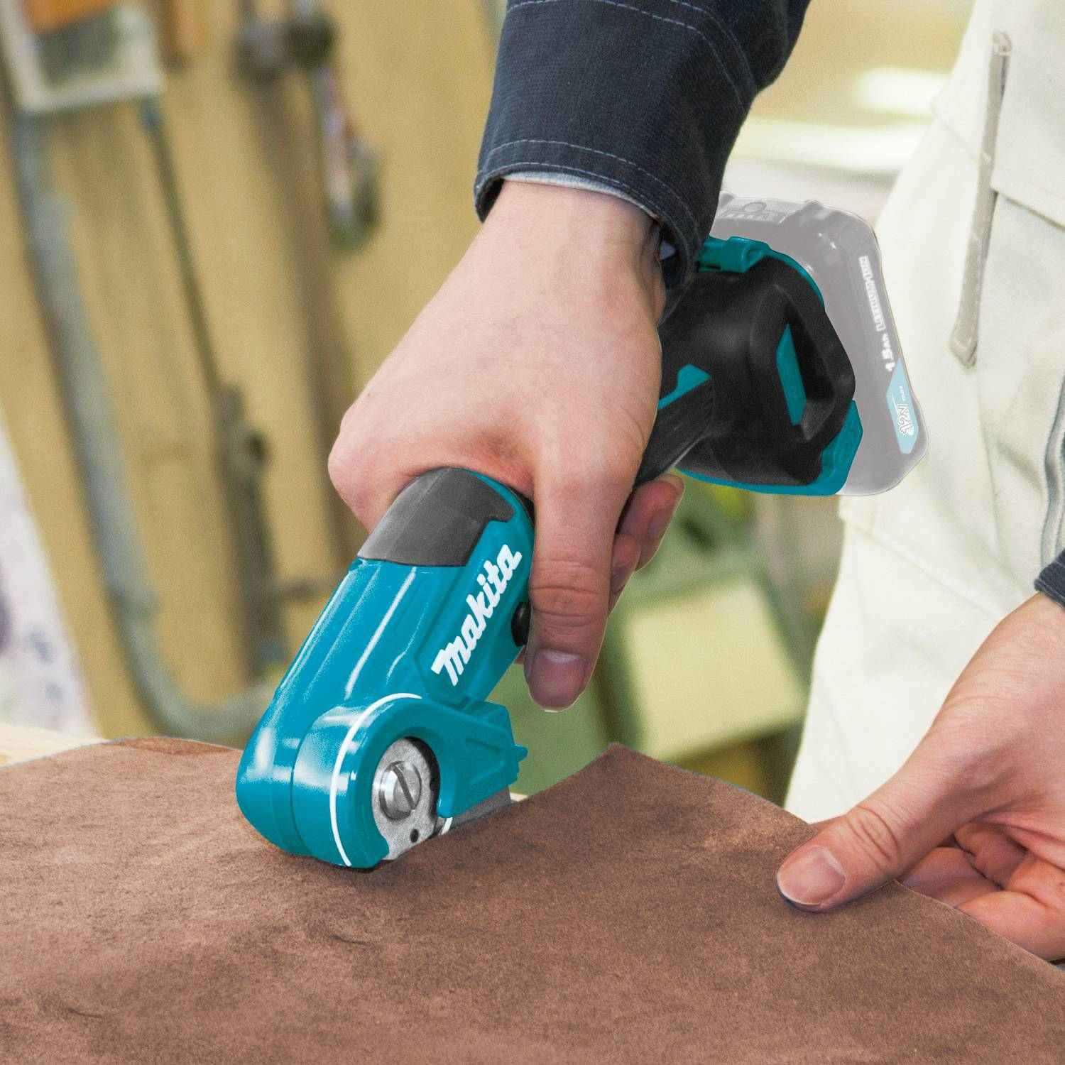 Makita PC01Z 12V max CXT Cordless Multi-Cutter, Tool Only